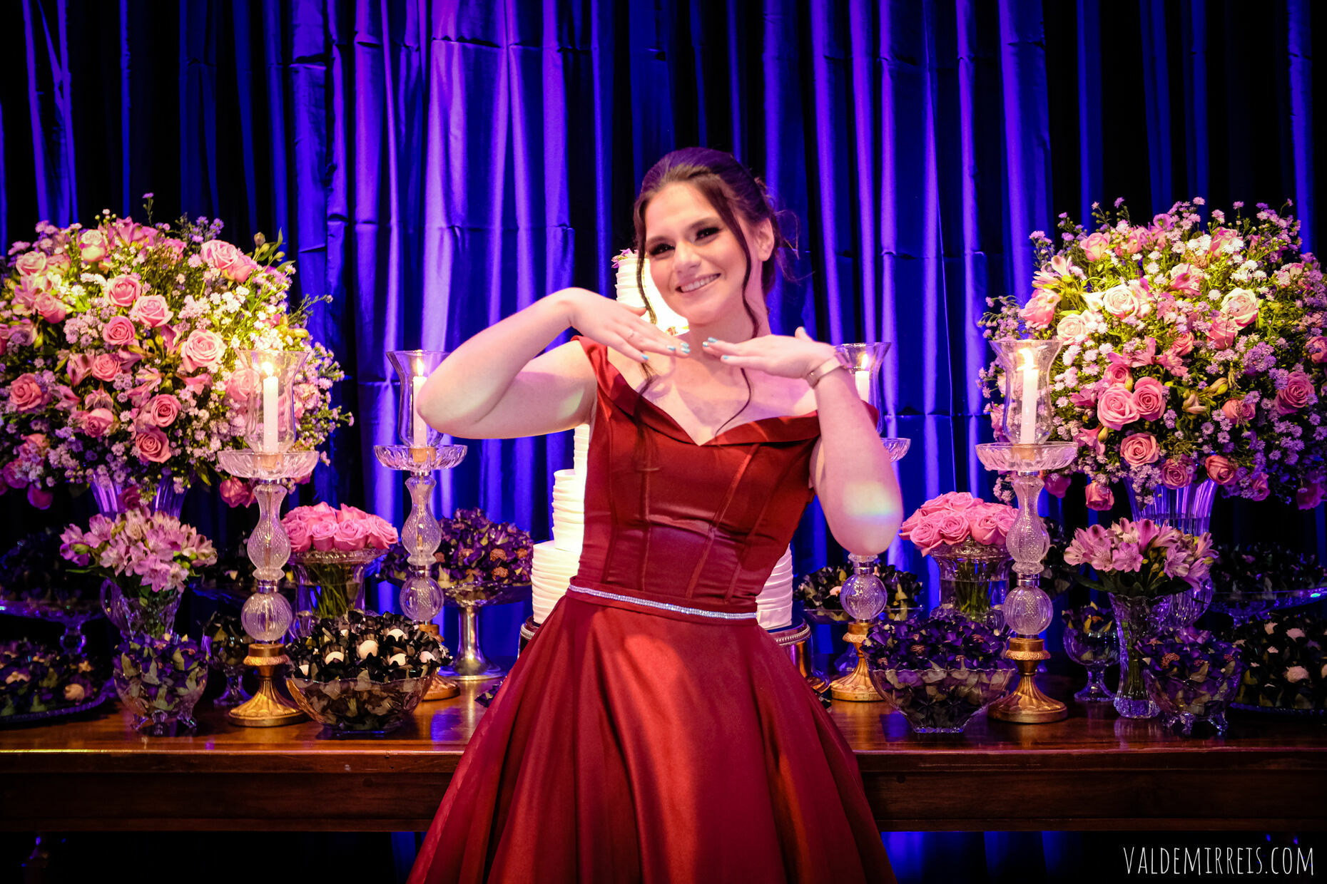 Foto Fotografia de Aniversário Debutante Espaço Gabbana | São José do Rio Preto SP | Larissa Munhoz 15 Anos Foto Fotografia de Aniversário Debutante Espaço Gabbana | São José do Rio Preto SP | Larissa Munhoz 15 Anos - Imagem 223