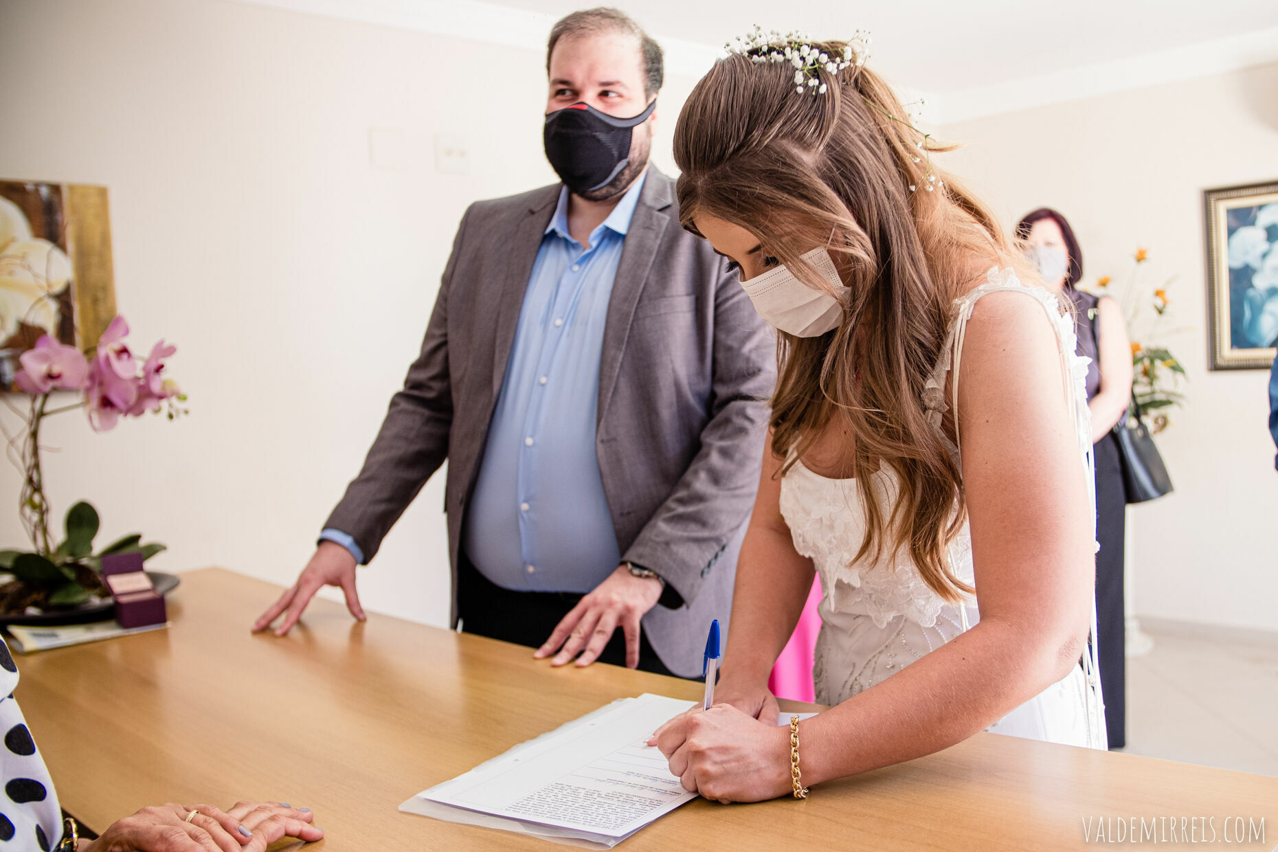 Foto Fotografia de Casamento 2º Cartório de Registro Civil das Pessoas Naturais | São José do Rio Preto SP | Lívia + Paulo Foto Fotografia de Casamento 2º Cartório de Registro Civil das Pessoas Naturais | São José do Rio Preto SP | Lívia + Paulo - Imagem 25