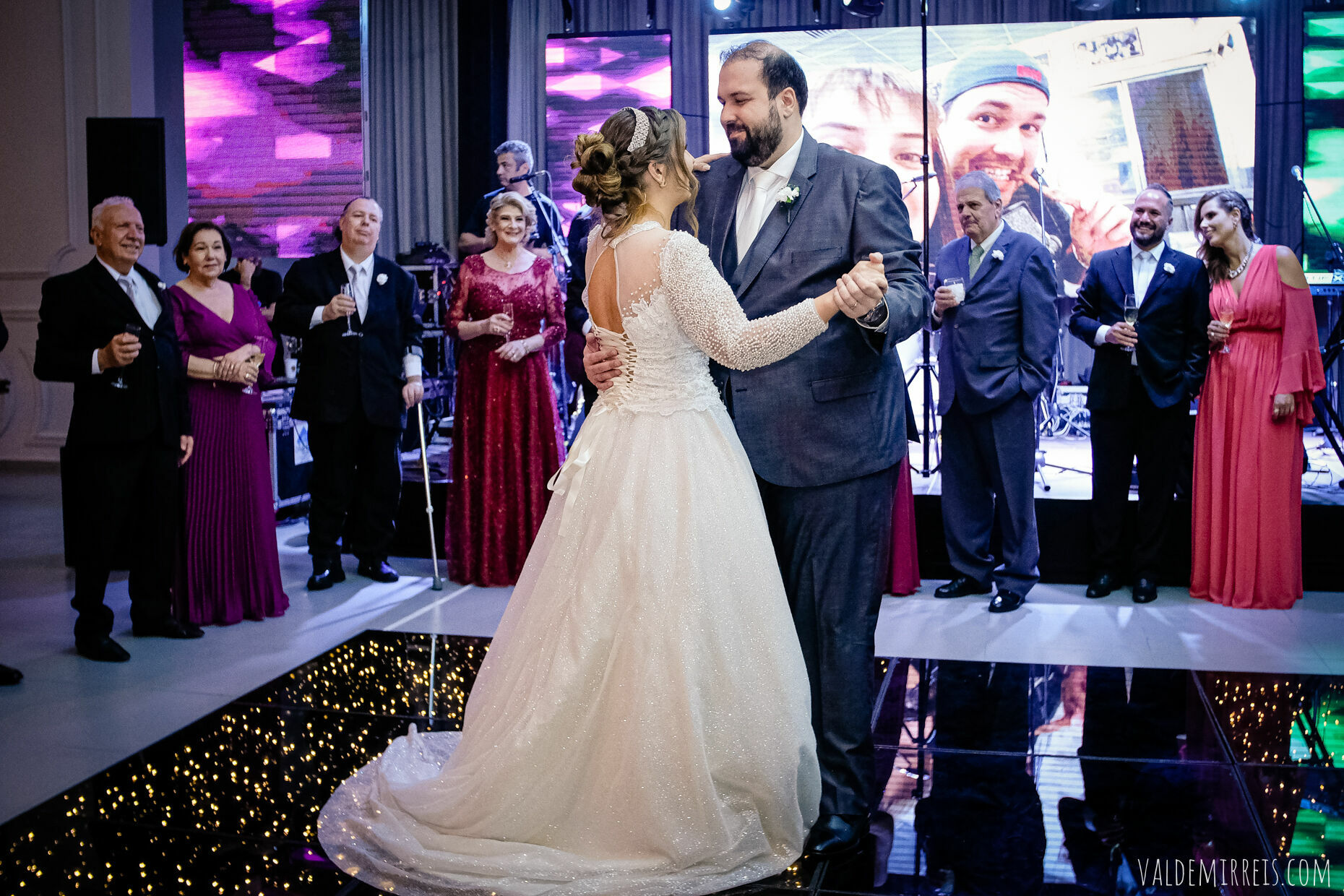 Foto Fotografia de Casamento | Paróquia Menino Jesus de Praga | Felix Petrolli Buffet | São José do Rio Preto SP | Lívia + Paulo Foto Fotografia de Casamento | Paróquia Menino Jesus de Praga | Felix Petrolli Buffet | São José do Rio Preto SP | Lívia + Paulo - Imagem 175