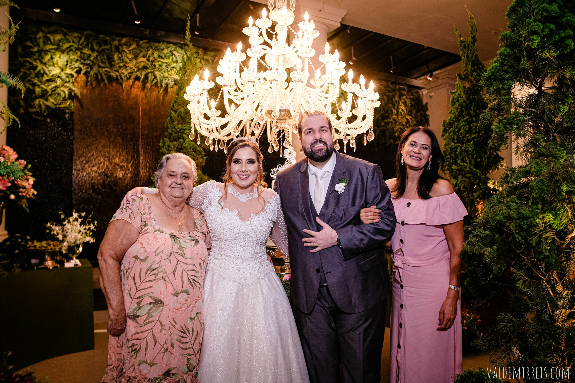 Foto Fotografia de Casamento | Paróquia Menino Jesus de Praga | Felix Petrolli Buffet | São José do Rio Preto SP | Lívia + Paulo Foto Fotografia de Casamento | Paróquia Menino Jesus de Praga | Felix Petrolli Buffet | São José do Rio Preto SP | Lívia + Paulo - Imagem 211