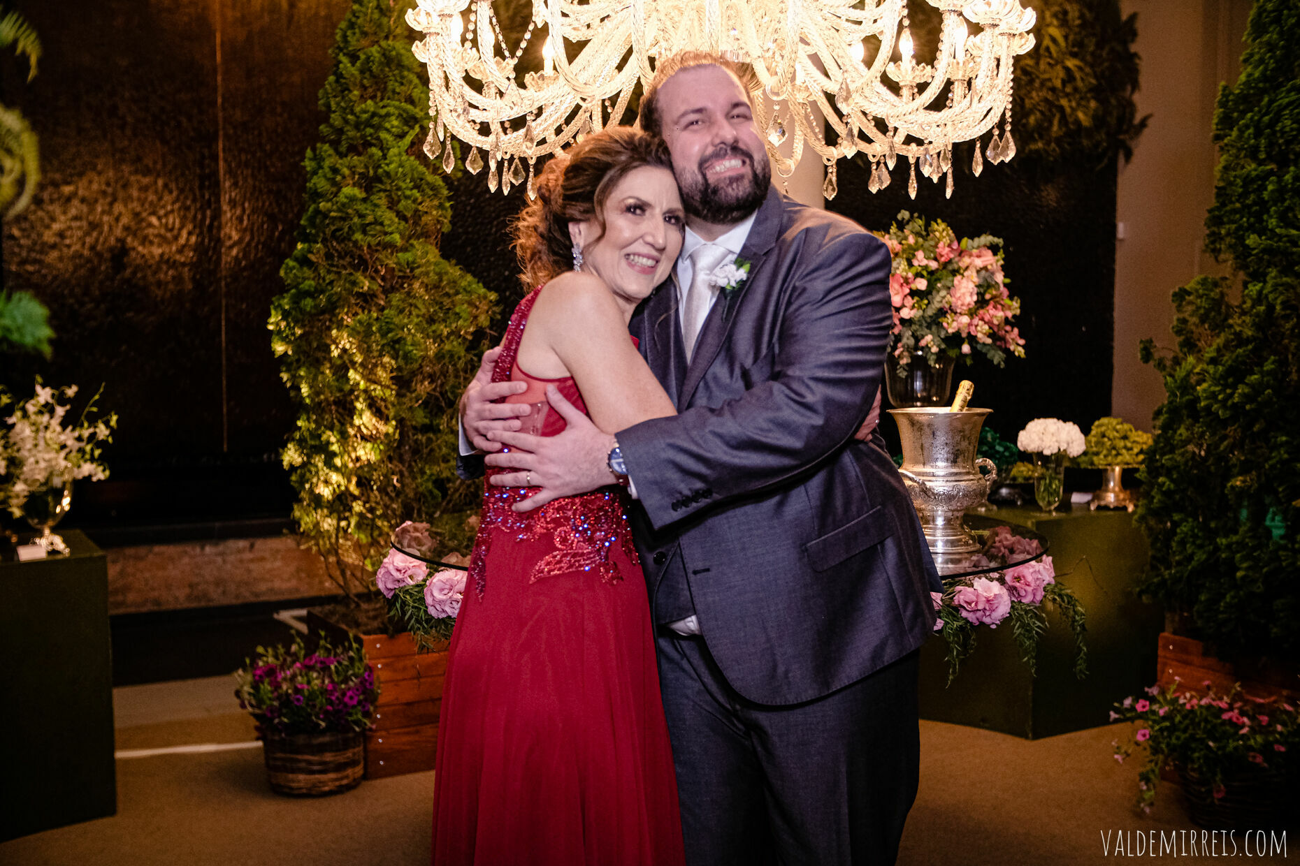 Foto Fotografia de Casamento | Paróquia Menino Jesus de Praga | Felix Petrolli Buffet | São José do Rio Preto SP | Lívia + Paulo Foto Fotografia de Casamento | Paróquia Menino Jesus de Praga | Felix Petrolli Buffet | São José do Rio Preto SP | Lívia + Paulo - Imagem 200