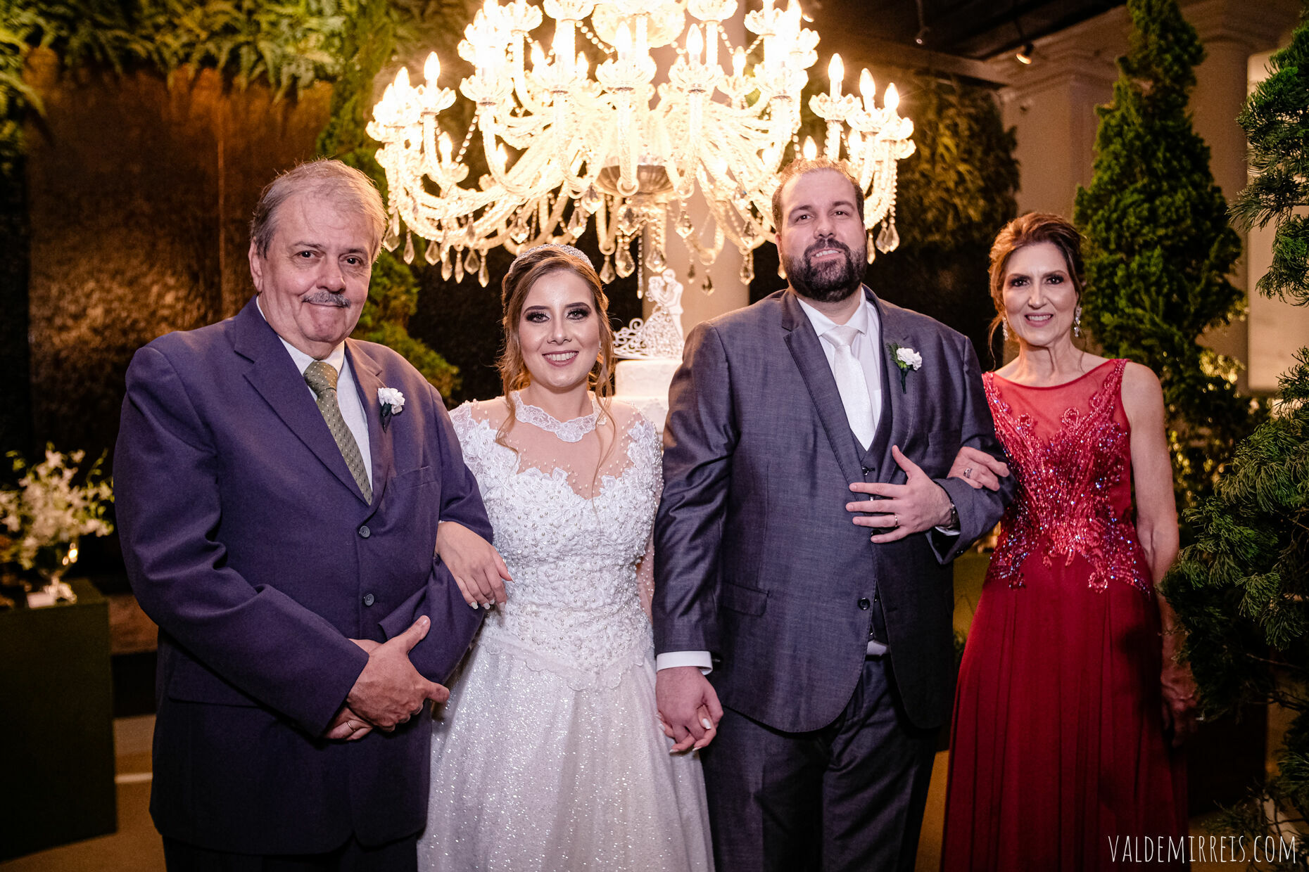 Foto Fotografia de Casamento | Paróquia Menino Jesus de Praga | Felix Petrolli Buffet | São José do Rio Preto SP | Lívia + Paulo Foto Fotografia de Casamento | Paróquia Menino Jesus de Praga | Felix Petrolli Buffet | São José do Rio Preto SP | Lívia + Paulo - Imagem 196