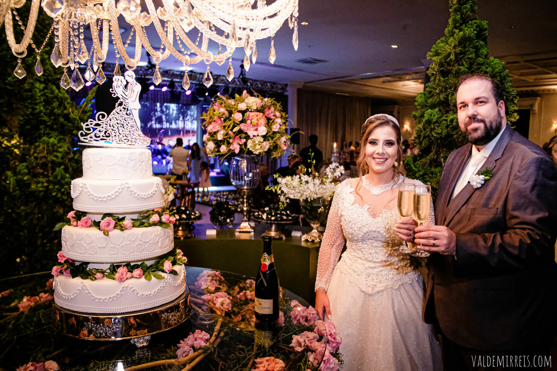 Foto Fotografia de Casamento | Paróquia Menino Jesus de Praga | Felix Petrolli Buffet | São José do Rio Preto SP | Lívia + Paulo Foto Fotografia de Casamento | Paróquia Menino Jesus de Praga | Felix Petrolli Buffet | São José do Rio Preto SP | Lívia + Paulo - Imagem 212