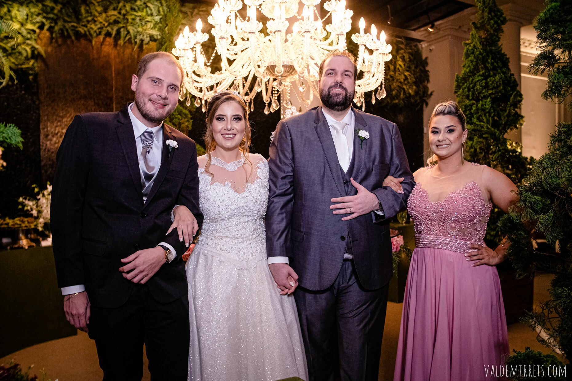 Foto Fotografia de Casamento | Paróquia Menino Jesus de Praga | Felix Petrolli Buffet | São José do Rio Preto SP | Lívia + Paulo Foto Fotografia de Casamento | Paróquia Menino Jesus de Praga | Felix Petrolli Buffet | São José do Rio Preto SP | Lívia + Paulo - Imagem 195
