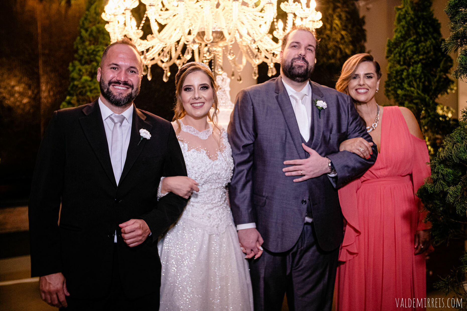 Foto Fotografia de Casamento | Paróquia Menino Jesus de Praga | Felix Petrolli Buffet | São José do Rio Preto SP | Lívia + Paulo Foto Fotografia de Casamento | Paróquia Menino Jesus de Praga | Felix Petrolli Buffet | São José do Rio Preto SP | Lívia + Paulo - Imagem 194