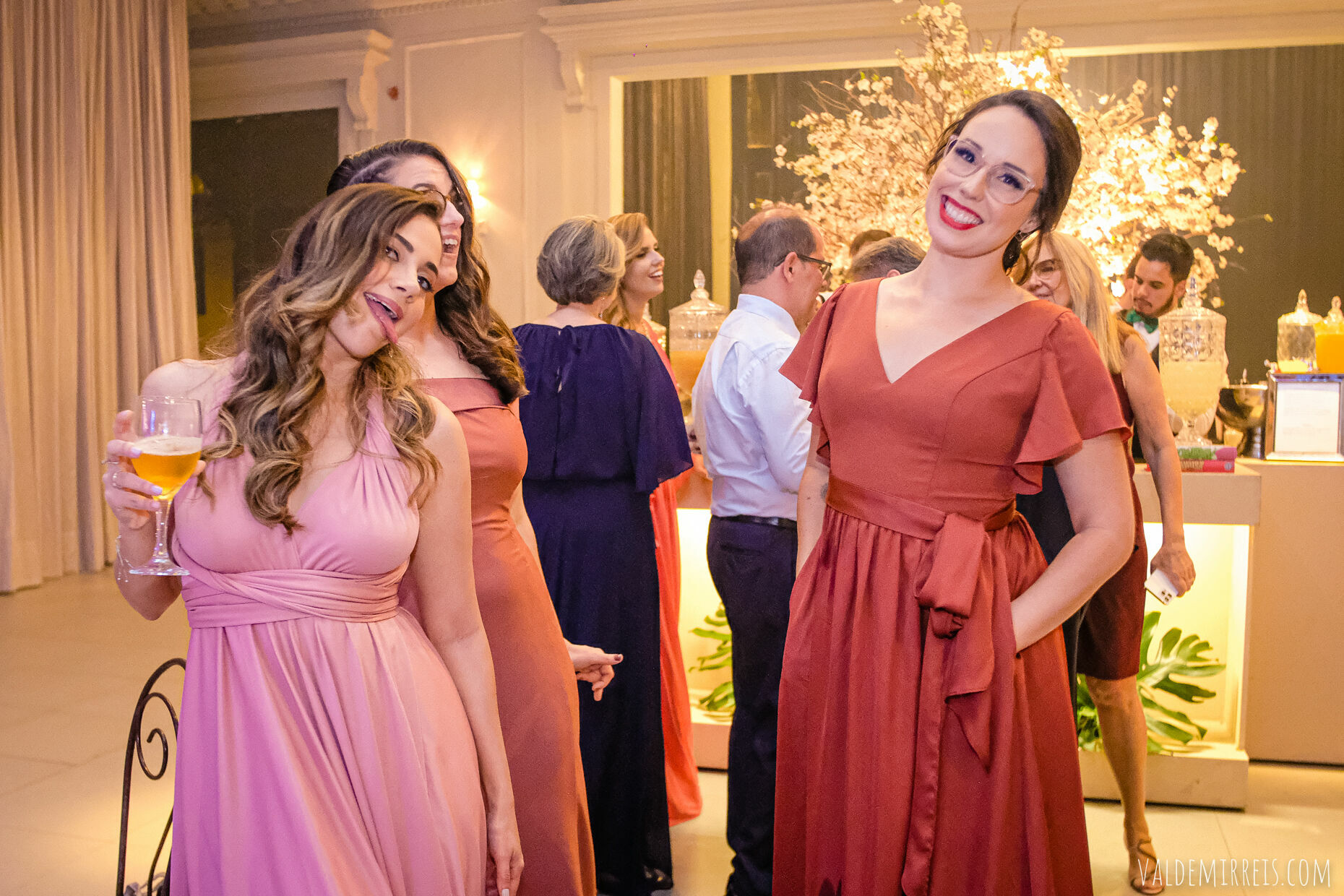 Foto Fotografia de Casamento | Paróquia Menino Jesus de Praga | Felix Petrolli Buffet | São José do Rio Preto SP | Lívia + Paulo Foto Fotografia de Casamento | Paróquia Menino Jesus de Praga | Felix Petrolli Buffet | São José do Rio Preto SP | Lívia + Paulo - Imagem 229