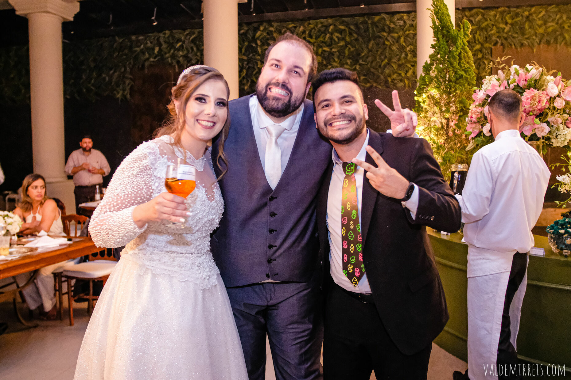 Foto Fotografia de Casamento | Paróquia Menino Jesus de Praga | Felix Petrolli Buffet | São José do Rio Preto SP | Lívia + Paulo Foto Fotografia de Casamento | Paróquia Menino Jesus de Praga | Felix Petrolli Buffet | São José do Rio Preto SP | Lívia + Paulo - Imagem 233