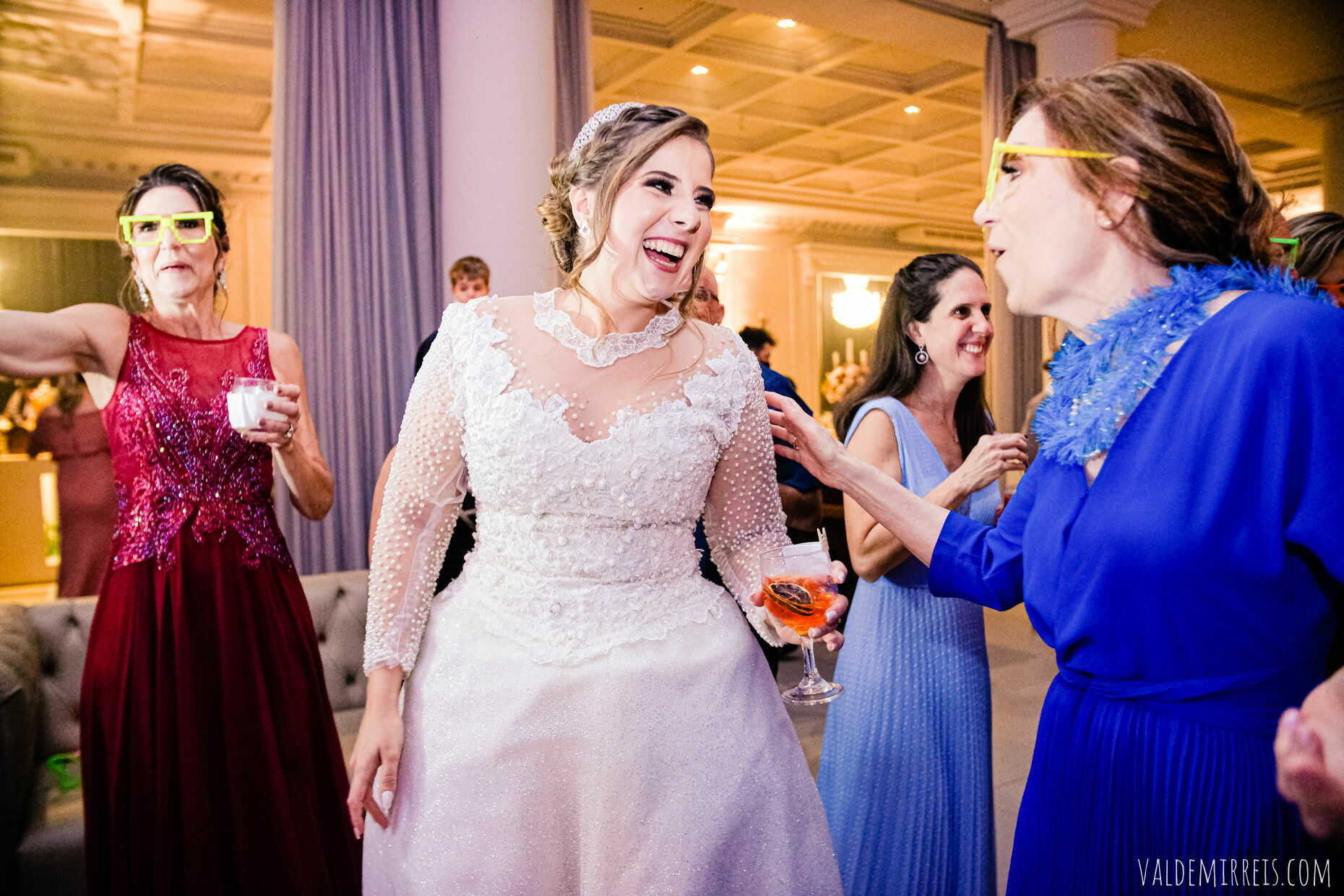 Foto Fotografia de Casamento | Paróquia Menino Jesus de Praga | Felix Petrolli Buffet | São José do Rio Preto SP | Lívia + Paulo Foto Fotografia de Casamento | Paróquia Menino Jesus de Praga | Felix Petrolli Buffet | São José do Rio Preto SP | Lívia + Paulo - Imagem 241