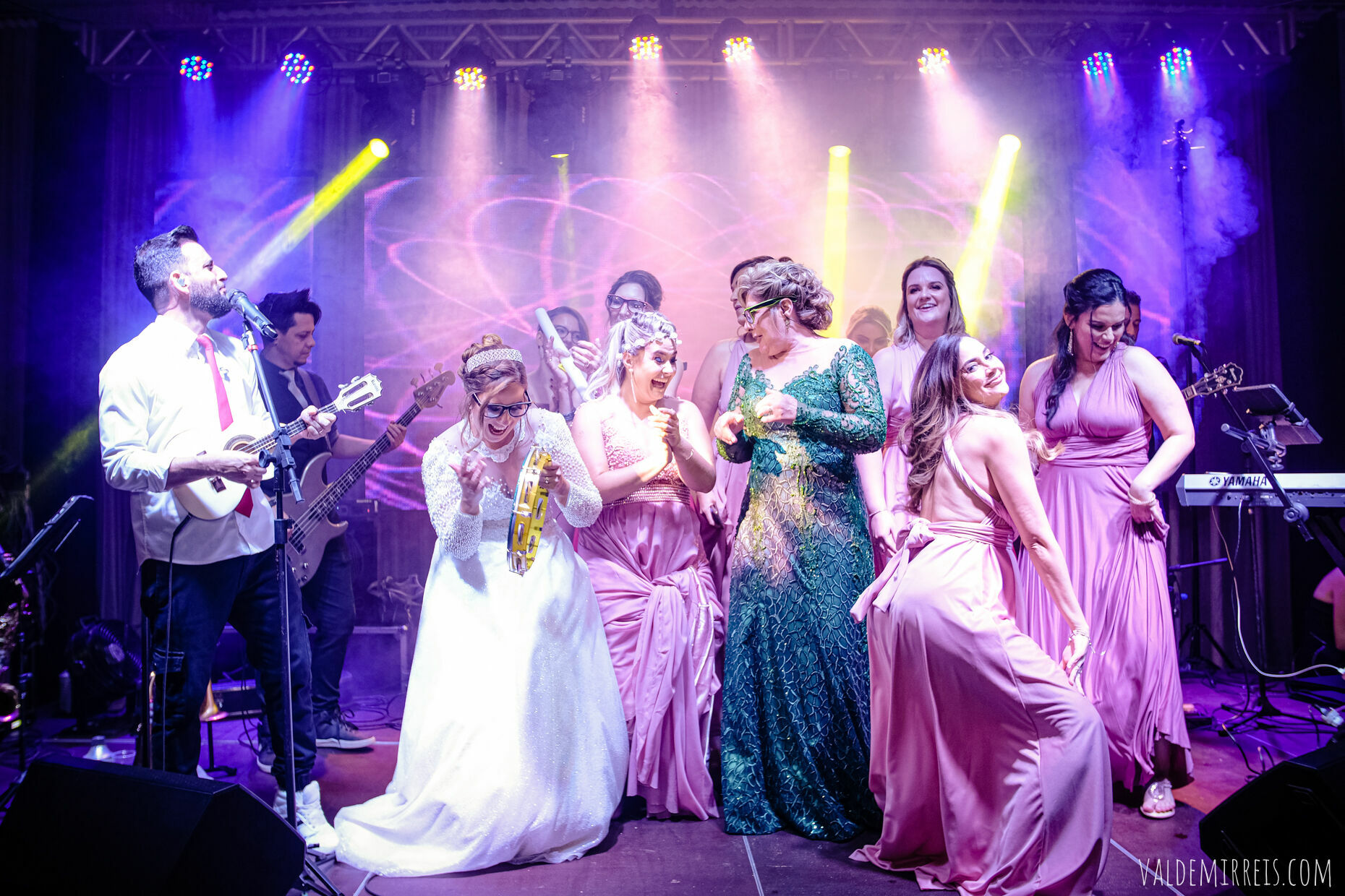 Foto Fotografia de Casamento | Paróquia Menino Jesus de Praga | Felix Petrolli Buffet | São José do Rio Preto SP | Lívia + Paulo Foto Fotografia de Casamento | Paróquia Menino Jesus de Praga | Felix Petrolli Buffet | São José do Rio Preto SP | Lívia + Paulo - Imagem 277