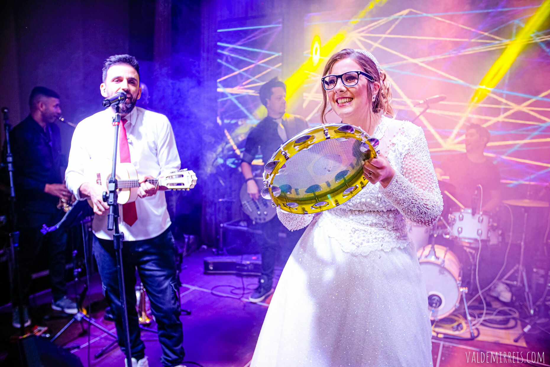 Foto Fotografia de Casamento | Paróquia Menino Jesus de Praga | Felix Petrolli Buffet | São José do Rio Preto SP | Lívia + Paulo Foto Fotografia de Casamento | Paróquia Menino Jesus de Praga | Felix Petrolli Buffet | São José do Rio Preto SP | Lívia + Paulo - Imagem 280