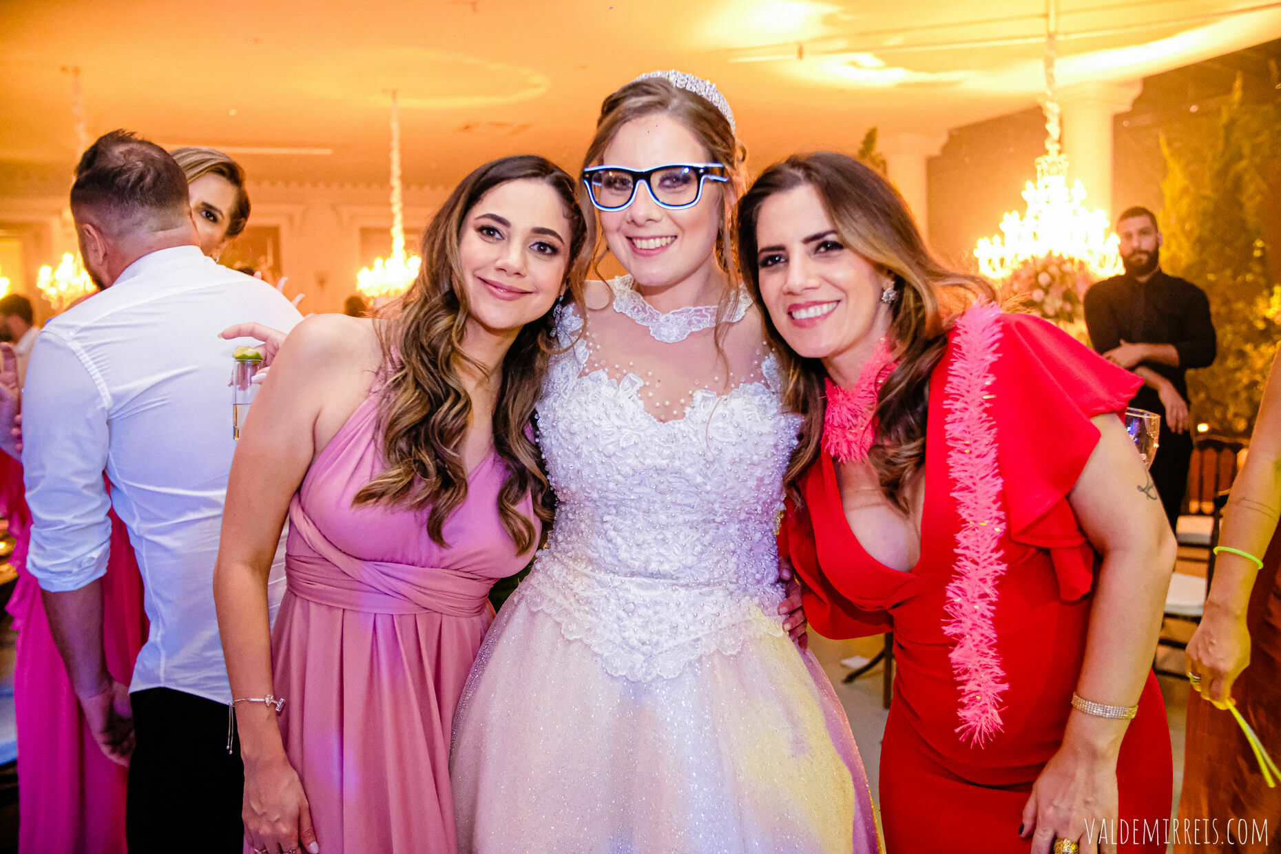 Foto Fotografia de Casamento | Paróquia Menino Jesus de Praga | Felix Petrolli Buffet | São José do Rio Preto SP | Lívia + Paulo Foto Fotografia de Casamento | Paróquia Menino Jesus de Praga | Felix Petrolli Buffet | São José do Rio Preto SP | Lívia + Paulo - Imagem 323