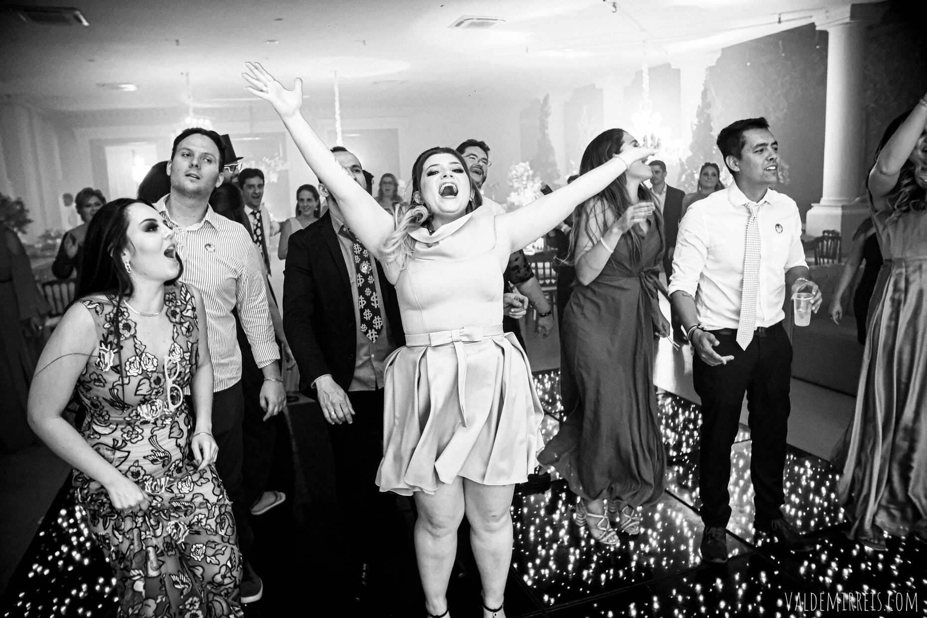Foto Fotografia de Casamento | Paróquia Menino Jesus de Praga | Felix Petrolli Buffet | São José do Rio Preto SP | Lívia + Paulo Foto Fotografia de Casamento | Paróquia Menino Jesus de Praga | Felix Petrolli Buffet | São José do Rio Preto SP | Lívia + Paulo - Imagem 347