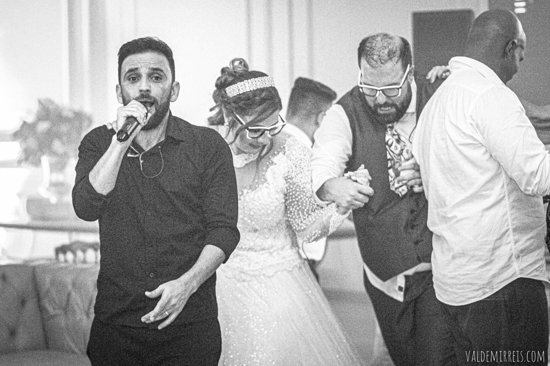 Foto Fotografia de Casamento | Paróquia Menino Jesus de Praga | Felix Petrolli Buffet | São José do Rio Preto SP | Lívia + Paulo Foto Fotografia de Casamento | Paróquia Menino Jesus de Praga | Felix Petrolli Buffet | São José do Rio Preto SP | Lívia + Paulo - Imagem 349