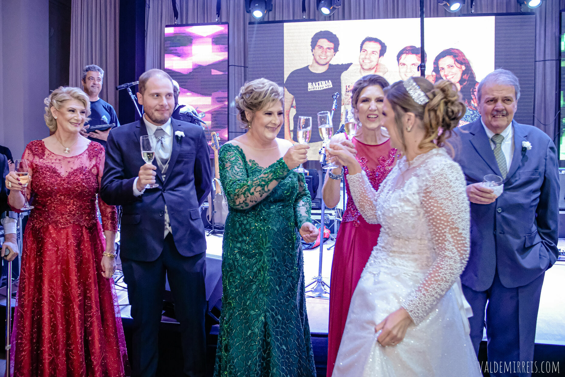 Foto Fotografia de Casamento | Paróquia Menino Jesus de Praga | Felix Petrolli Buffet | São José do Rio Preto SP | Lívia + Paulo Foto Fotografia de Casamento | Paróquia Menino Jesus de Praga | Felix Petrolli Buffet | São José do Rio Preto SP | Lívia + Paulo - Imagem 365
