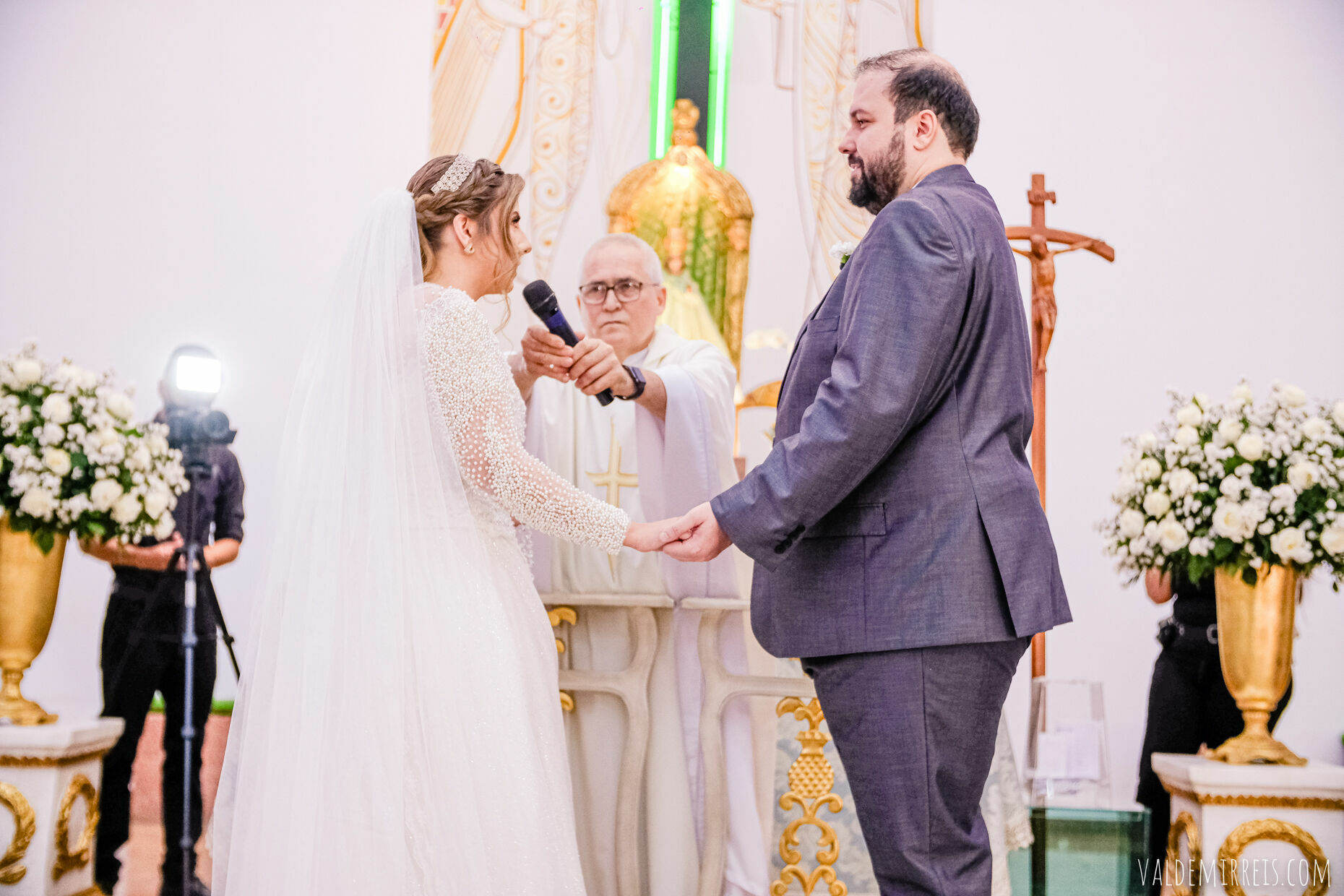 Foto i Fotografia de Casamento | Paróquia Menino Jesus de Praga | Felix Petrolli Buffet | São José do Rio Preto SP | Lívia + Paulo Foto i Fotografia de Casamento | Paróquia Menino Jesus de Praga | Felix Petrolli Buffet | São José do Rio Preto SP | Lívia + Paulo - Imagem 75