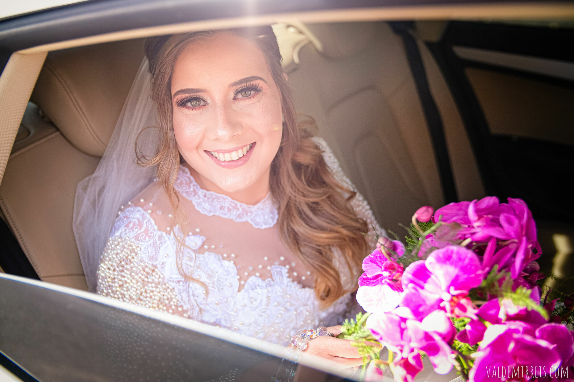Foto i Fotografia de Casamento | Paróquia Menino Jesus de Praga | Felix Petrolli Buffet | São José do Rio Preto SP | Lívia + Paulo Foto i Fotografia de Casamento | Paróquia Menino Jesus de Praga | Felix Petrolli Buffet | São José do Rio Preto SP | Lívia + Paulo - Imagem 47