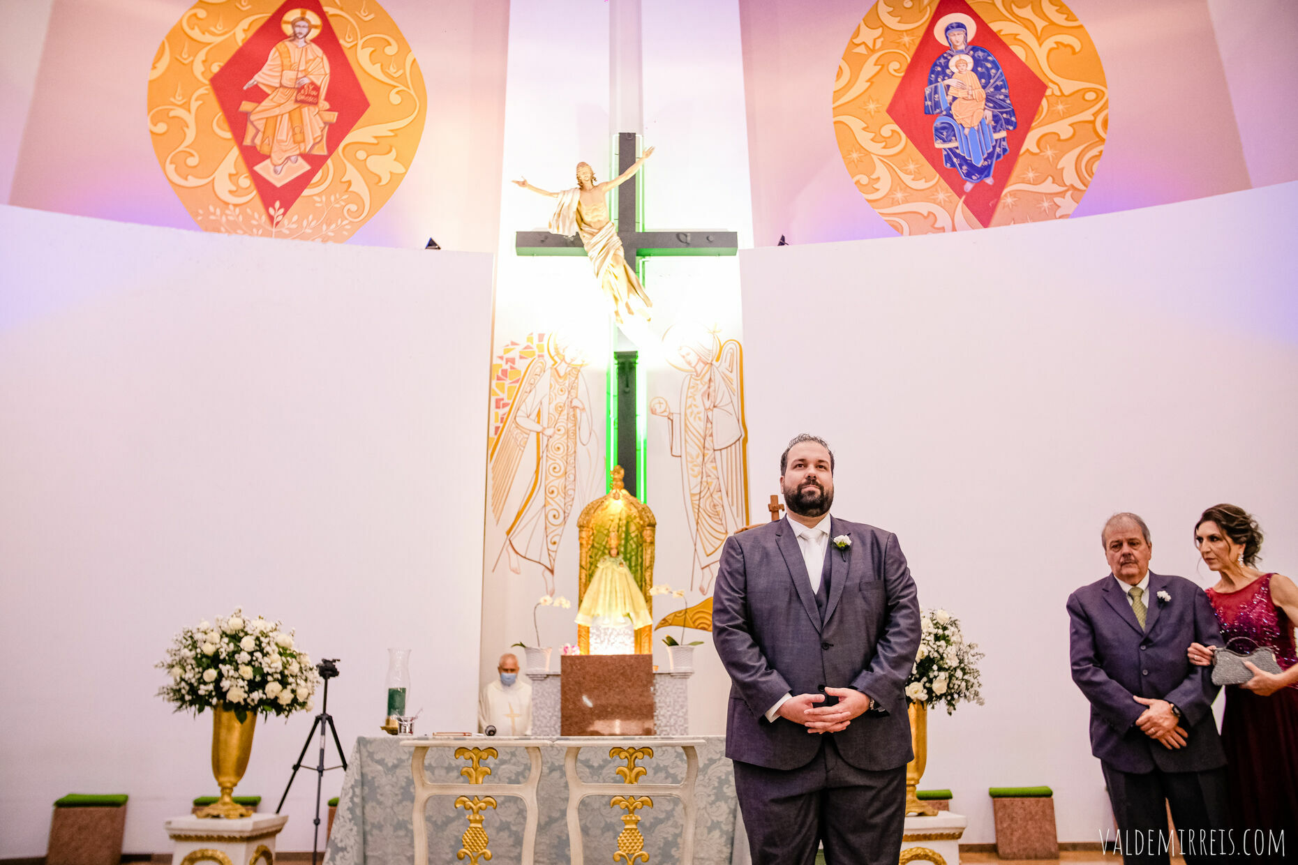 Foto i Fotografia de Casamento | Paróquia Menino Jesus de Praga | Felix Petrolli Buffet | São José do Rio Preto SP | Lívia + Paulo Foto i Fotografia de Casamento | Paróquia Menino Jesus de Praga | Felix Petrolli Buffet | São José do Rio Preto SP | Lívia + Paulo - Imagem 49