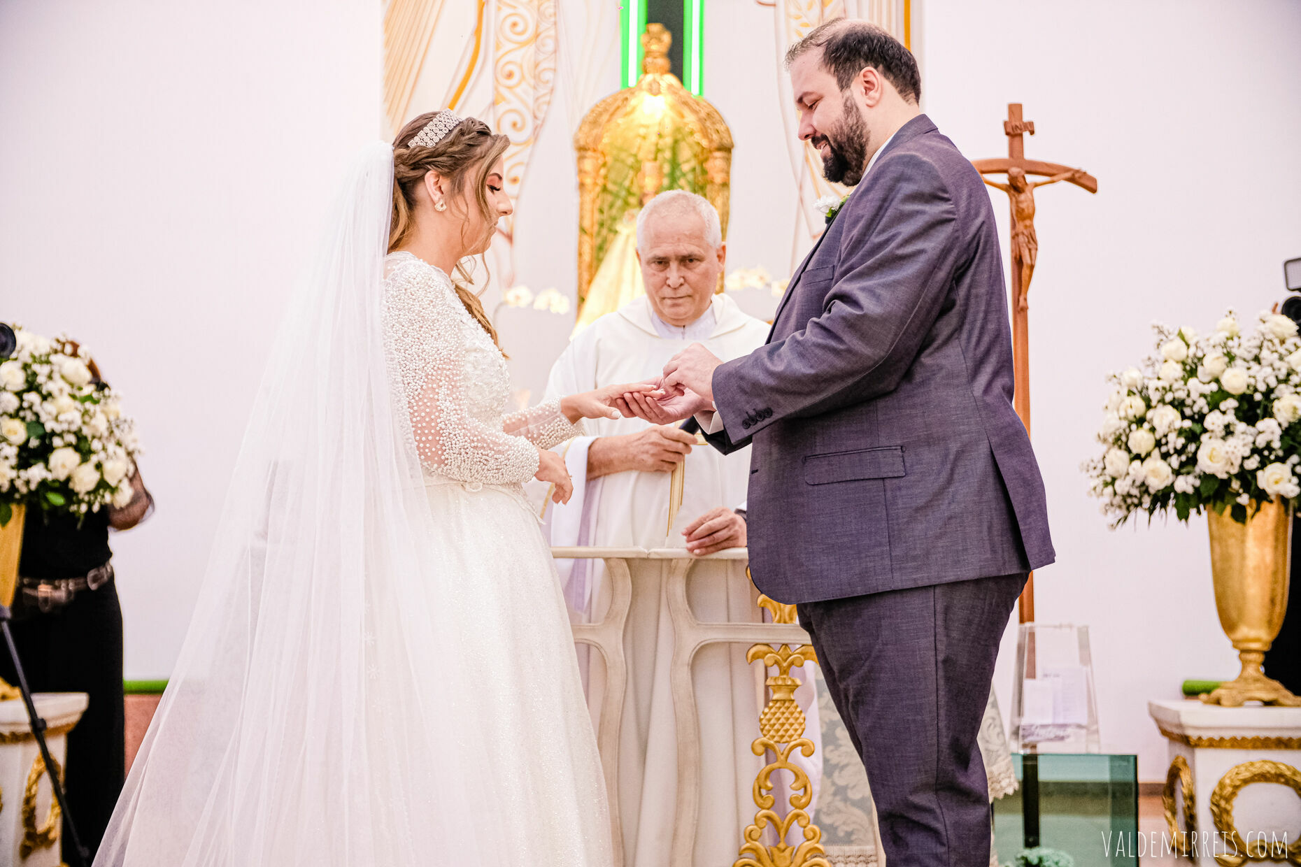 Foto i Fotografia de Casamento | Paróquia Menino Jesus de Praga | Felix Petrolli Buffet | São José do Rio Preto SP | Lívia + Paulo Foto i Fotografia de Casamento | Paróquia Menino Jesus de Praga | Felix Petrolli Buffet | São José do Rio Preto SP | Lívia + Paulo - Imagem 88