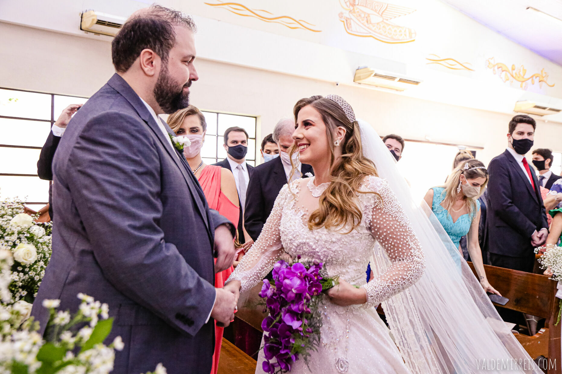 Foto i Fotografia de Casamento | Paróquia Menino Jesus de Praga | Felix Petrolli Buffet | São José do Rio Preto SP | Lívia + Paulo Foto i Fotografia de Casamento | Paróquia Menino Jesus de Praga | Felix Petrolli Buffet | São José do Rio Preto SP | Lívia + Paulo - Imagem 111