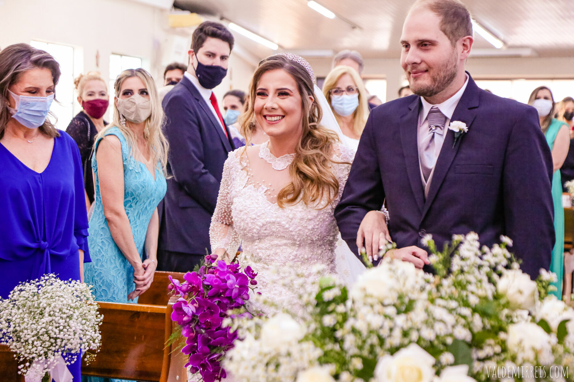 Foto i Fotografia de Casamento | Paróquia Menino Jesus de Praga | Felix Petrolli Buffet | São José do Rio Preto SP | Lívia + Paulo Foto i Fotografia de Casamento | Paróquia Menino Jesus de Praga | Felix Petrolli Buffet | São José do Rio Preto SP | Lívia + Paulo - Imagem 109