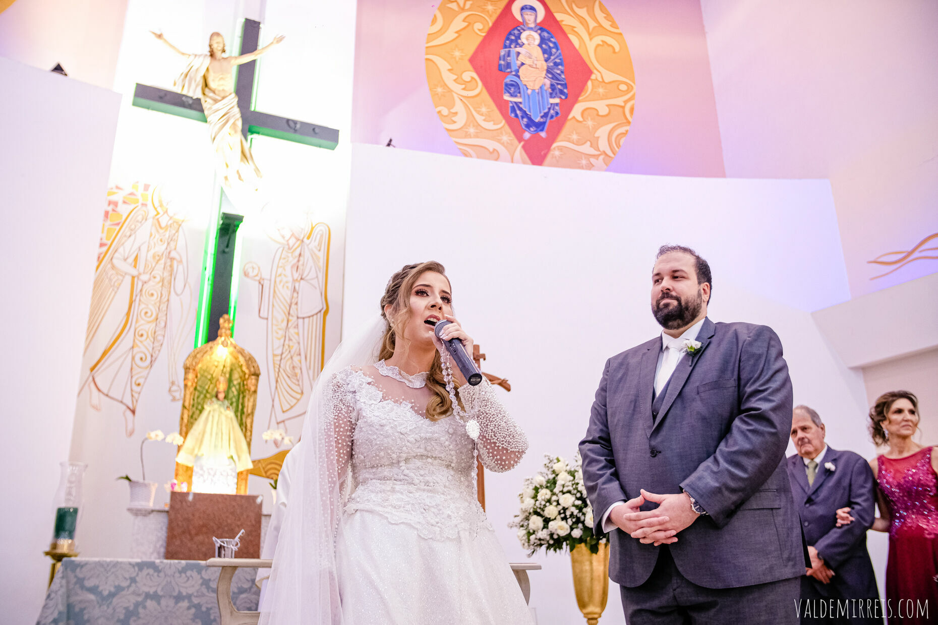 Foto i Fotografia de Casamento | Paróquia Menino Jesus de Praga | Felix Petrolli Buffet | São José do Rio Preto SP | Lívia + Paulo Foto i Fotografia de Casamento | Paróquia Menino Jesus de Praga | Felix Petrolli Buffet | São José do Rio Preto SP | Lívia + Paulo - Imagem 86