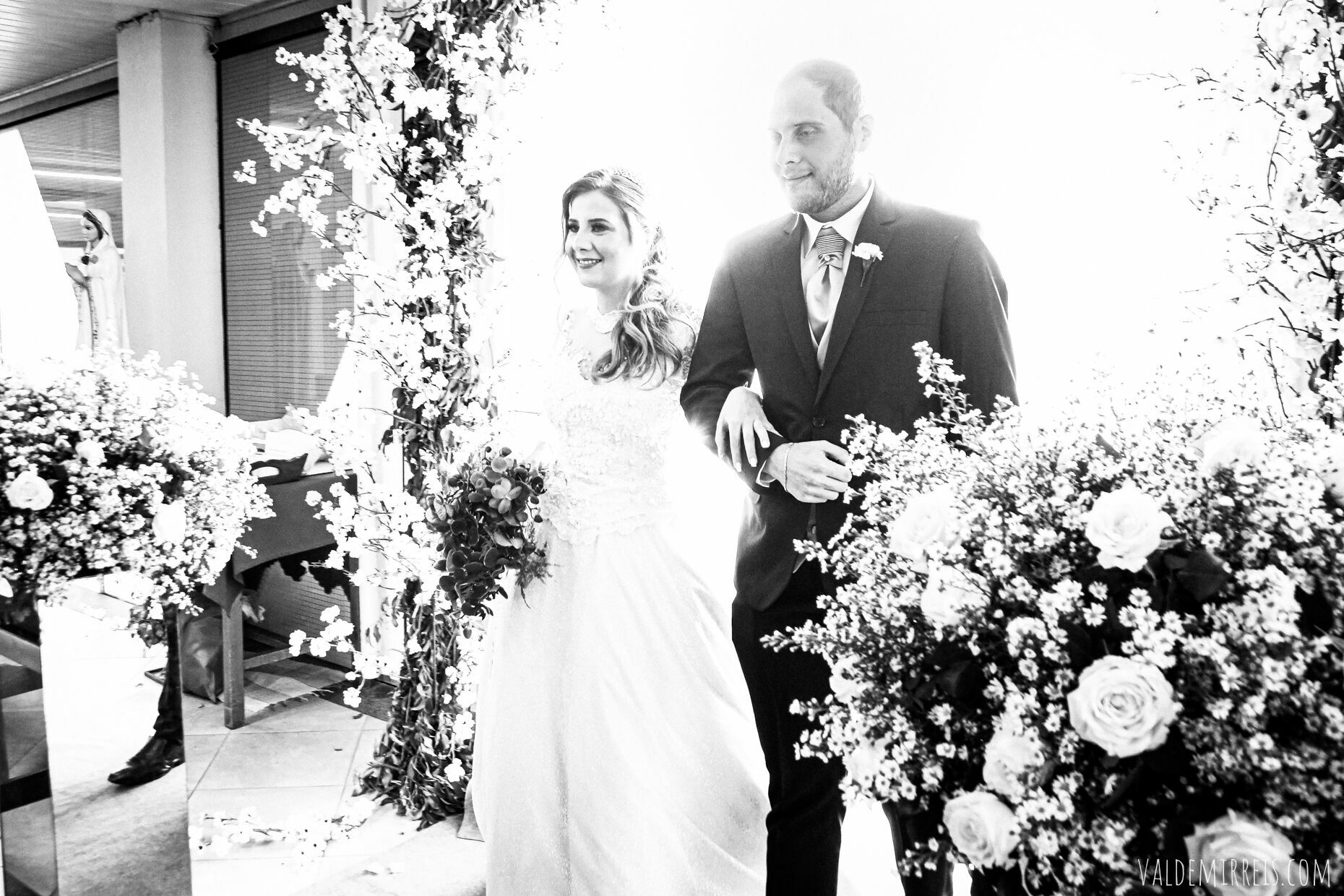 Foto i Fotografia de Casamento | Paróquia Menino Jesus de Praga | Felix Petrolli Buffet | São José do Rio Preto SP | Lívia + Paulo Foto i Fotografia de Casamento | Paróquia Menino Jesus de Praga | Felix Petrolli Buffet | São José do Rio Preto SP | Lívia + Paulo - Imagem 108