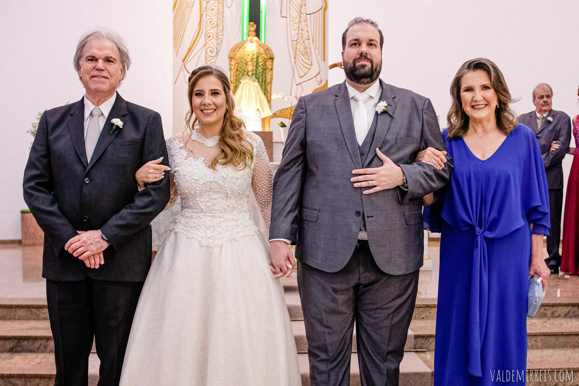 Foto i Fotografia de Casamento | Paróquia Menino Jesus de Praga | Felix Petrolli Buffet | São José do Rio Preto SP | Lívia + Paulo Foto i Fotografia de Casamento | Paróquia Menino Jesus de Praga | Felix Petrolli Buffet | São José do Rio Preto SP | Lívia + Paulo - Imagem 127
