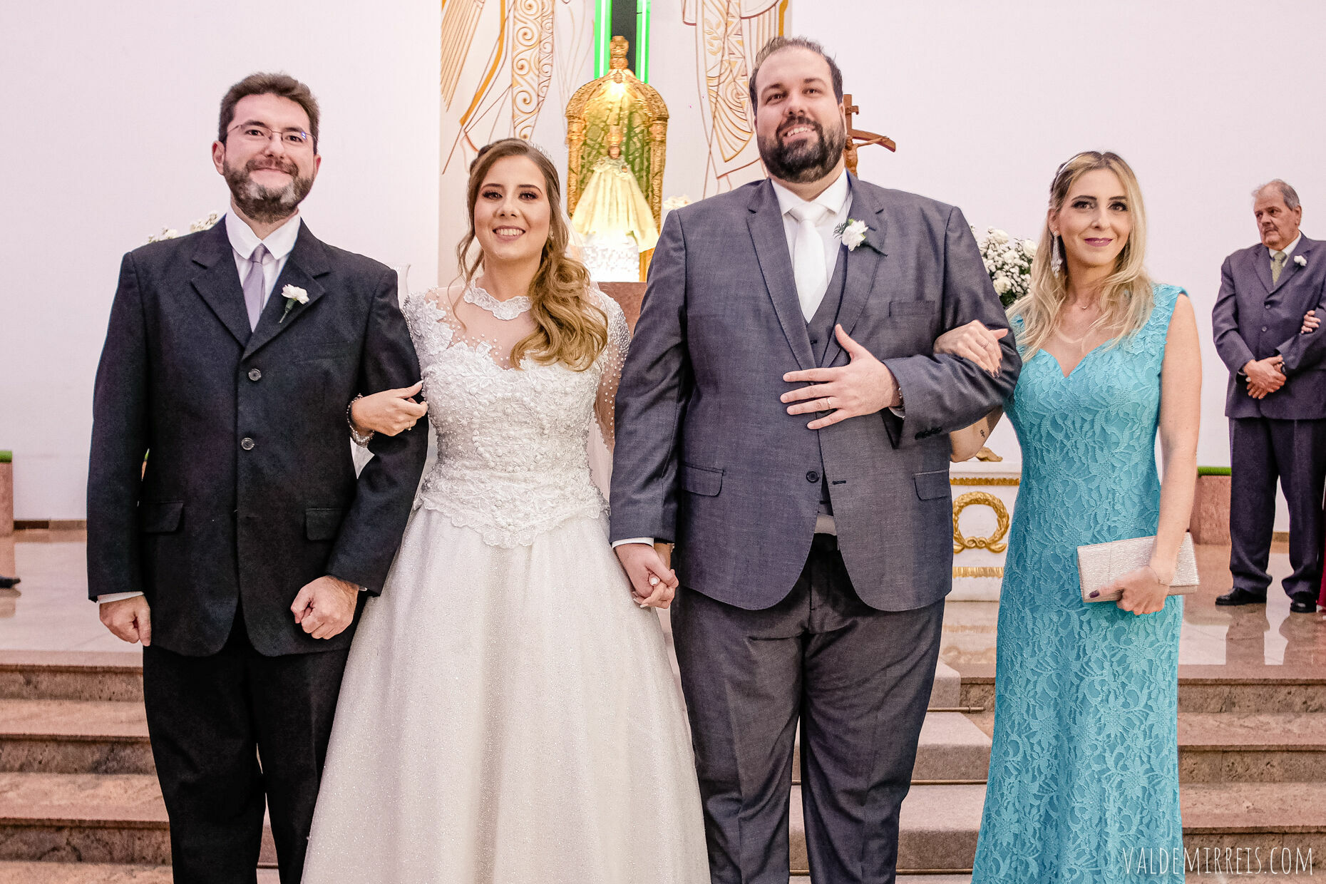 Foto i Fotografia de Casamento | Paróquia Menino Jesus de Praga | Felix Petrolli Buffet | São José do Rio Preto SP | Lívia + Paulo Foto i Fotografia de Casamento | Paróquia Menino Jesus de Praga | Felix Petrolli Buffet | São José do Rio Preto SP | Lívia + Paulo - Imagem 125