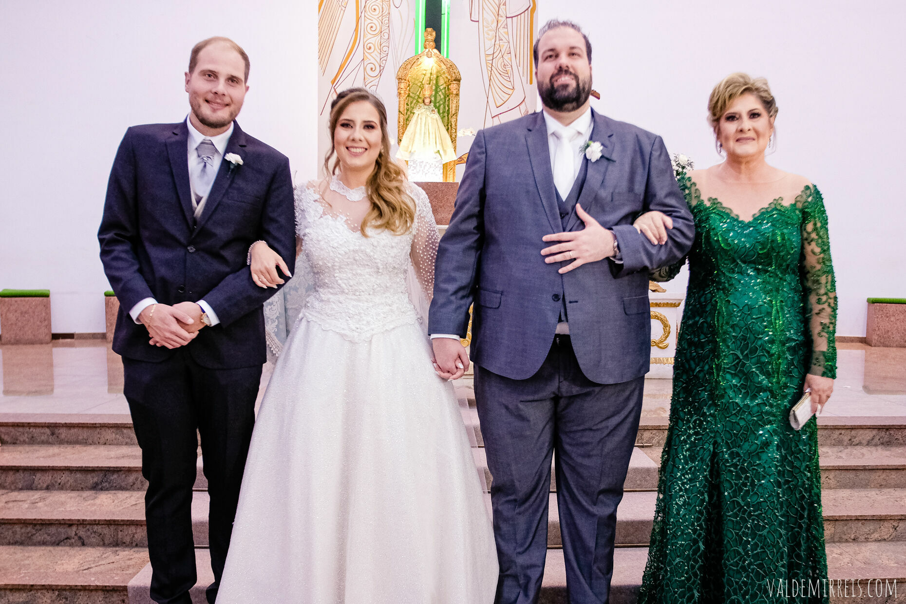 Foto i Fotografia de Casamento | Paróquia Menino Jesus de Praga | Felix Petrolli Buffet | São José do Rio Preto SP | Lívia + Paulo Foto i Fotografia de Casamento | Paróquia Menino Jesus de Praga | Felix Petrolli Buffet | São José do Rio Preto SP | Lívia + Paulo - Imagem 139