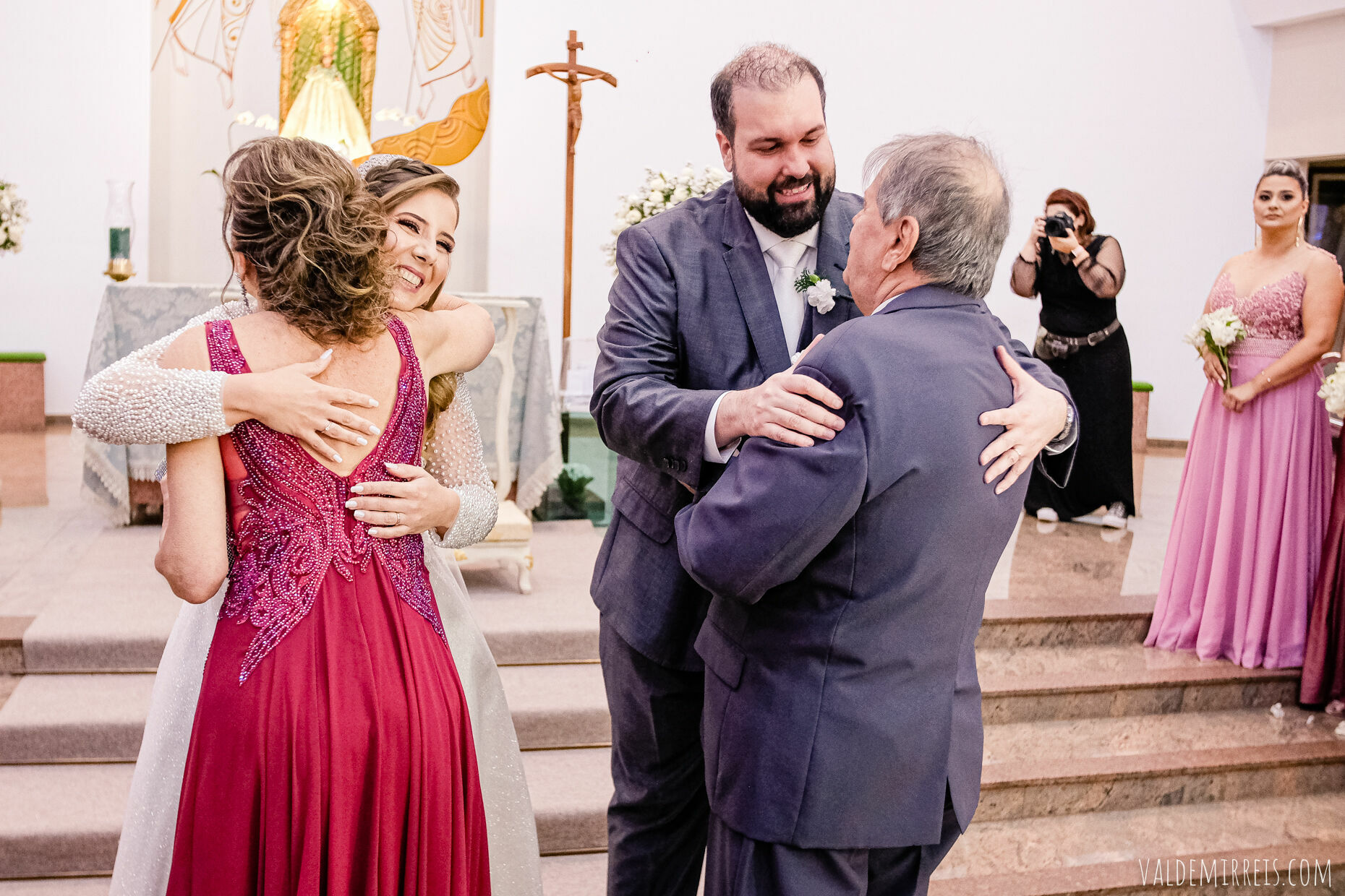Foto i Fotografia de Casamento | Paróquia Menino Jesus de Praga | Felix Petrolli Buffet | São José do Rio Preto SP | Lívia + Paulo Foto i Fotografia de Casamento | Paróquia Menino Jesus de Praga | Felix Petrolli Buffet | São José do Rio Preto SP | Lívia + Paulo - Imagem 134