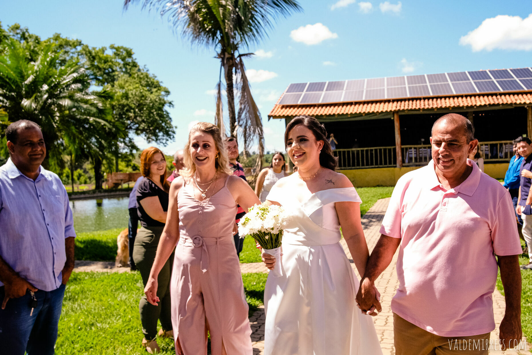 Foto Fotografia de Casamento | Estância Lago Azul | Registro Civil das Pessoas Naturais e Interdições e Tutelas | Urupês SP | Amanda + Artur Foto Fotografia de Casamento | Estância Lago Azul | Registro Civil das Pessoas Naturais e Interdições e Tutelas | Urupês SP | Amanda + Artur - Imagem 58