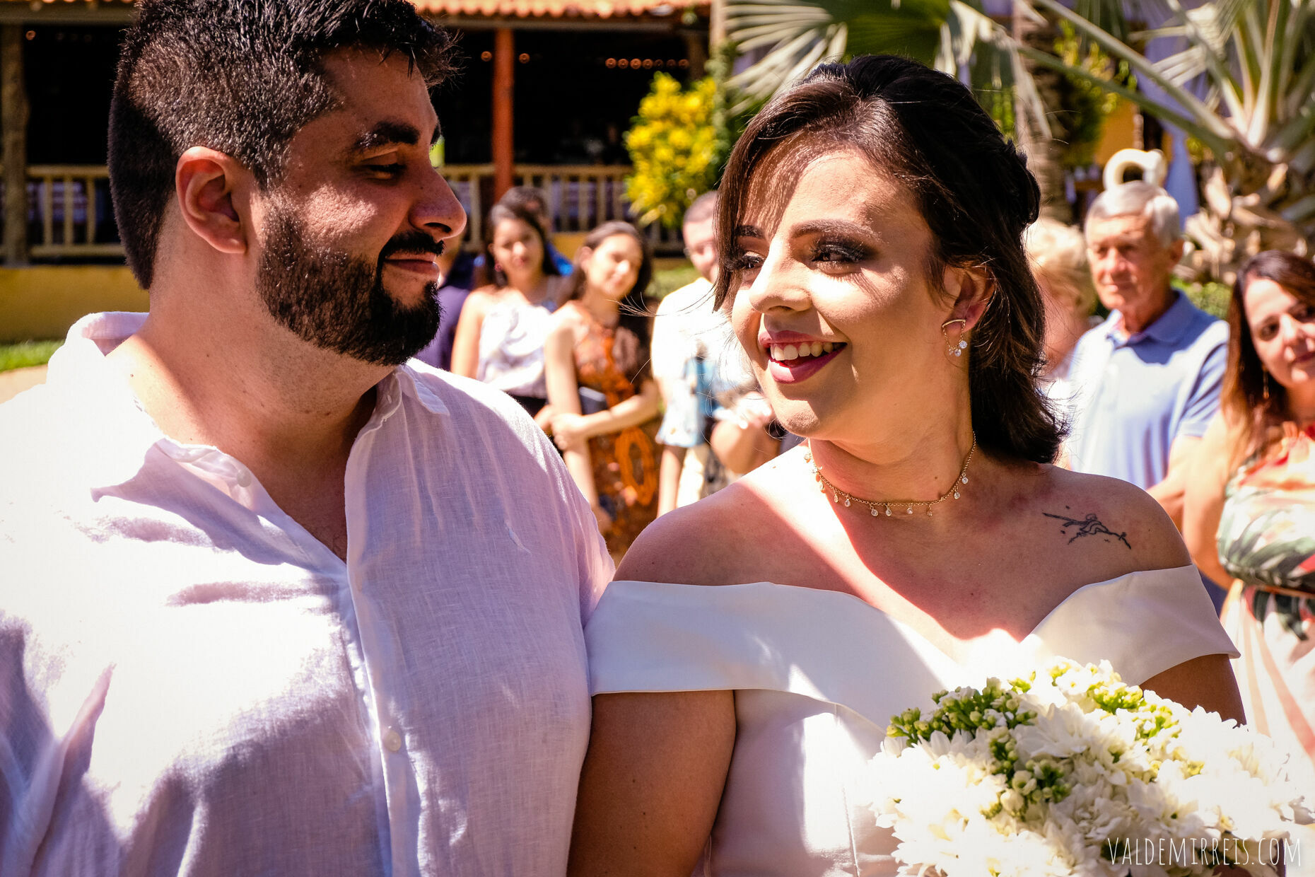 Foto Fotografia de Casamento | Estância Lago Azul | Registro Civil das Pessoas Naturais e Interdições e Tutelas | Urupês SP | Amanda + Artur Foto Fotografia de Casamento | Estância Lago Azul | Registro Civil das Pessoas Naturais e Interdições e Tutelas | Urupês SP | Amanda + Artur - Imagem 83