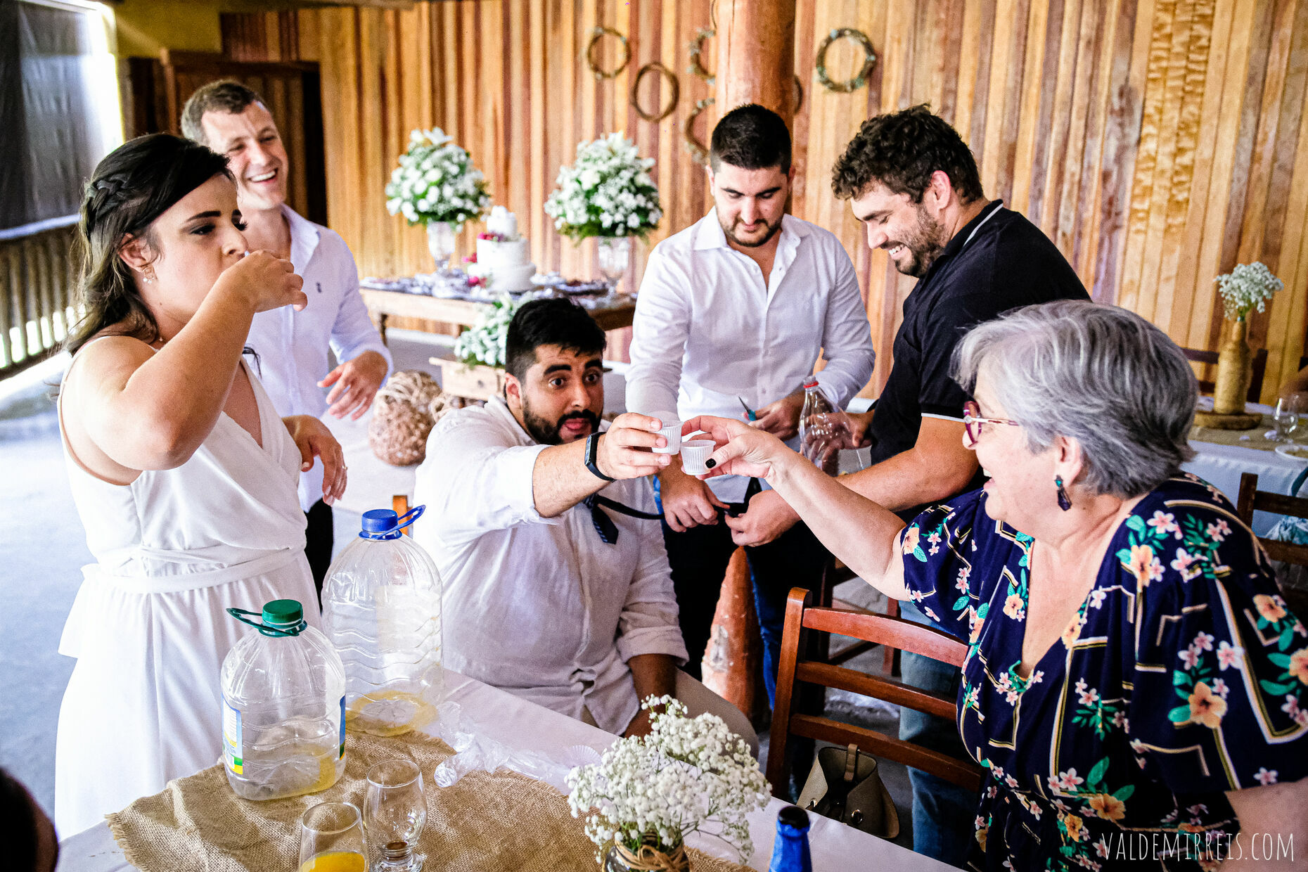 Foto Fotografia de Casamento | Estância Lago Azul | Registro Civil das Pessoas Naturais e Interdições e Tutelas | Urupês SP | Amanda + Artur Foto Fotografia de Casamento | Estância Lago Azul | Registro Civil das Pessoas Naturais e Interdições e Tutelas | Urupês SP | Amanda + Artur - Imagem 168