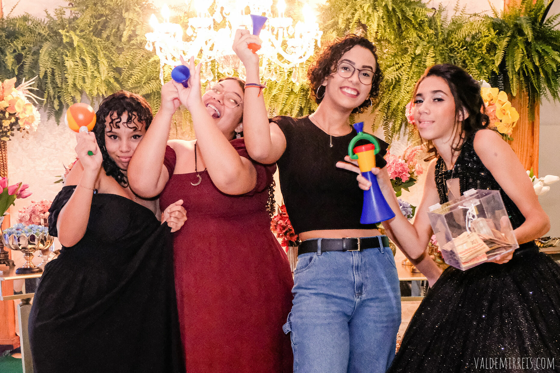 Foto Fotografia de Aniversário Debutante Espaço Gabbana | São José do Rio Preto SP | Ana Laura 15 + 1 Foto Fotografia de Aniversário Debutante Espaço Gabbana | São José do Rio Preto SP | Ana Laura 15 + 1 - Imagem 124