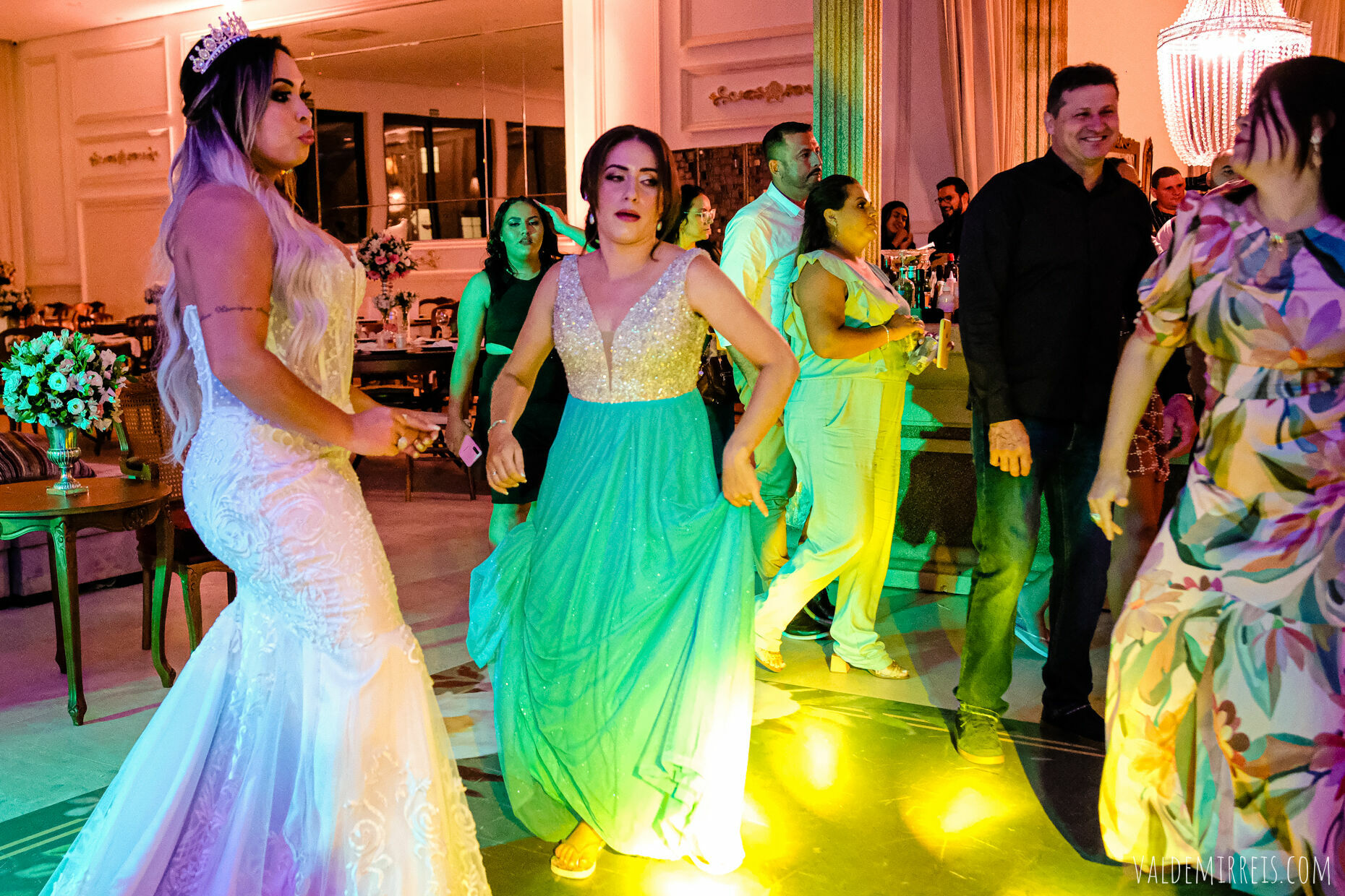 Foto Fotografia de Casamento | Almeida Pires Buffet | São José do Rio Preto SP | Sarah + Julio Foto Fotografia de Casamento | Almeida Pires Buffet | São José do Rio Preto SP | Sarah + Julio - Imagem 211