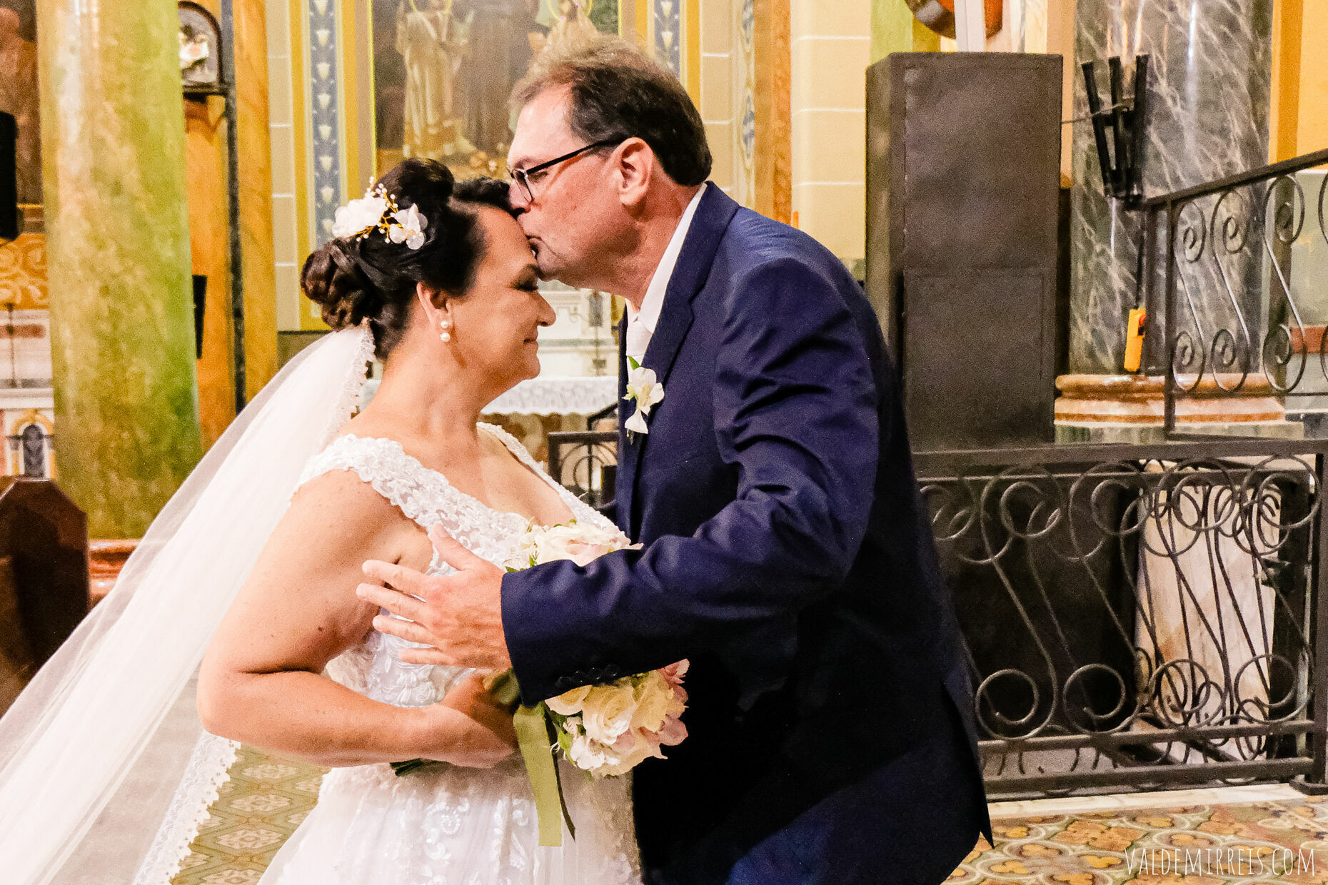 Foto Fotografia de Casamento | Basílica Menor de Nossa Senhora da Conceição Aparecida | Marin Eventos | São José do Rio Preto SP | Adriana + Amauri Foto Fotografia de Casamento | Basílica Menor de Nossa Senhora da Conceição Aparecida | Marin Eventos | São José do Rio Preto SP | Adriana + Amauri - Imagem 78
