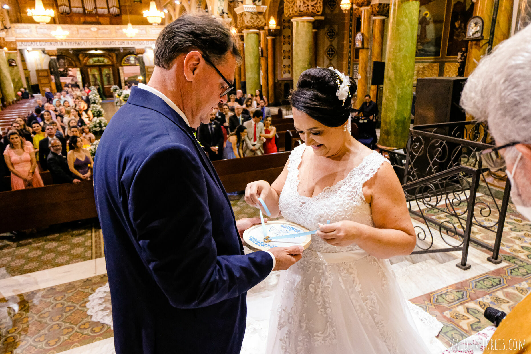 Foto Fotografia de Casamento | Basílica Menor de Nossa Senhora da Conceição Aparecida | Marin Eventos | São José do Rio Preto SP | Adriana + Amauri Foto Fotografia de Casamento | Basílica Menor de Nossa Senhora da Conceição Aparecida | Marin Eventos | São José do Rio Preto SP | Adriana + Amauri - Imagem 112