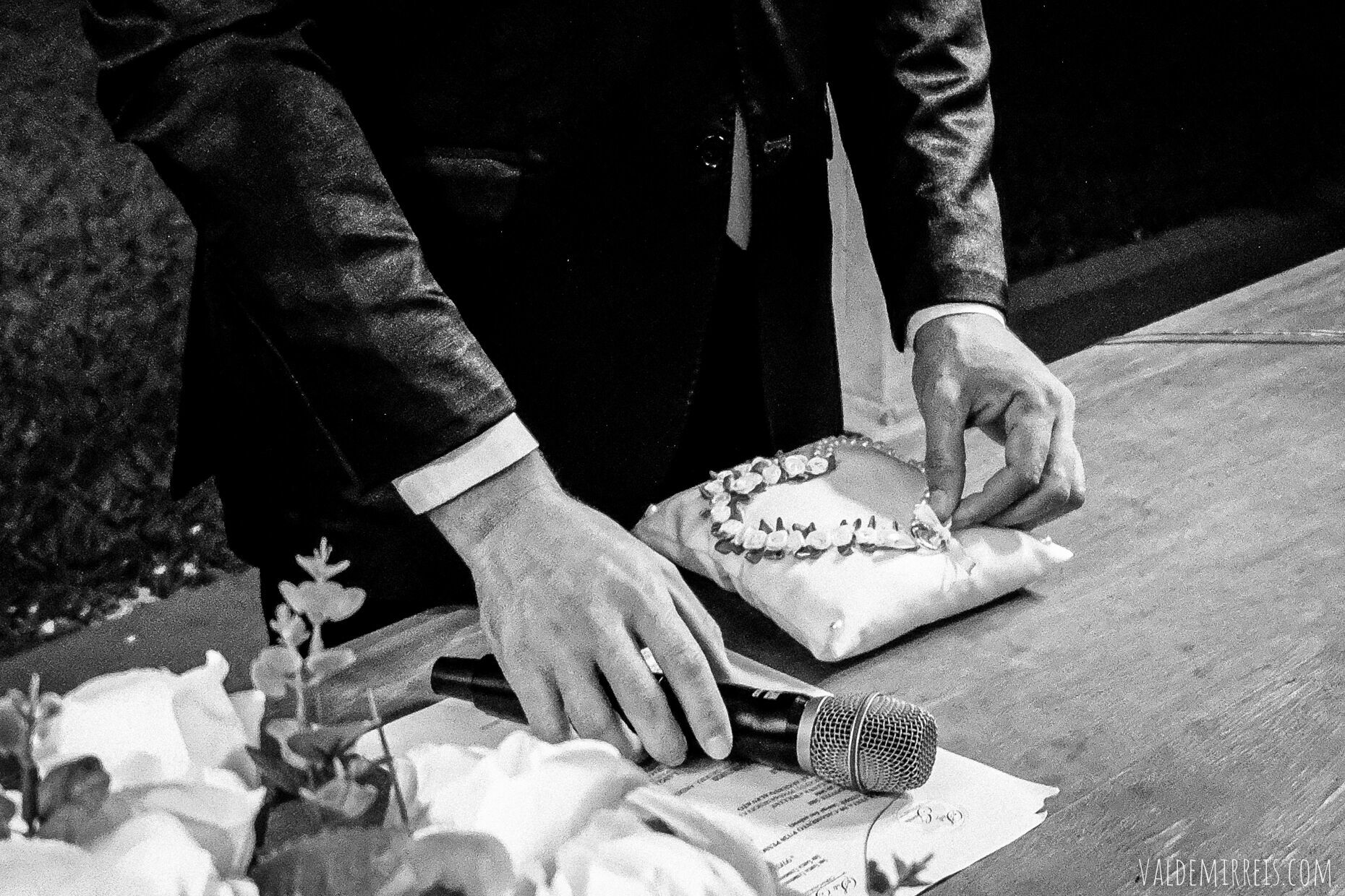Foto Fotografia de Casamento | Buffet Mari Festas | Guapiaçu SP | Juliana + Willian Foto Fotografia de Casamento | Buffet Mari Festas | Guapiaçu SP | Juliana + Willian - Imagem 136