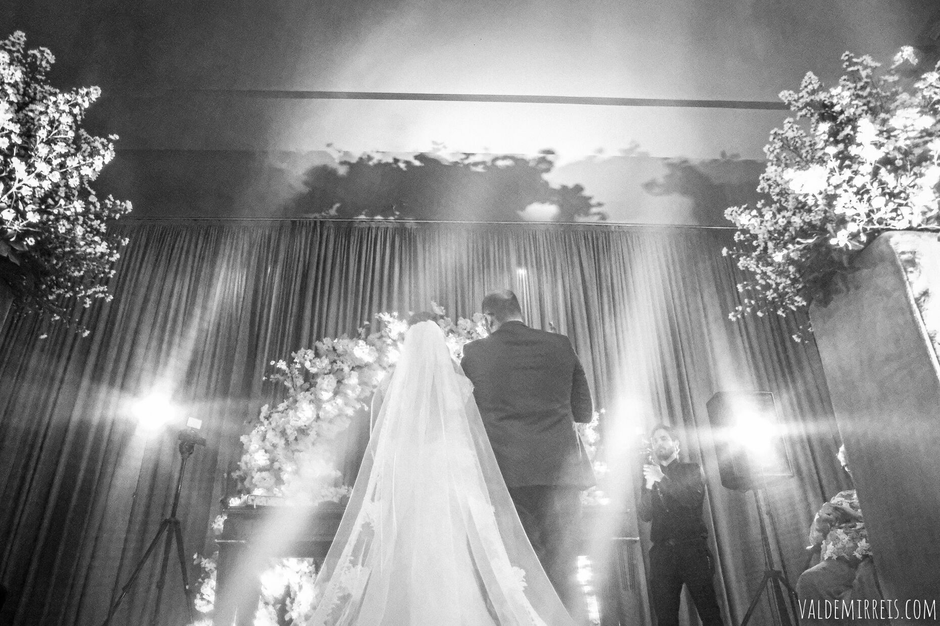 Foto Fotografia de Casamento | Felix Petrolli Buffet | São José do Rio Preto SP | Mayara + Guilherme Foto Fotografia de Casamento | Felix Petrolli Buffet | São José do Rio Preto SP | Mayara + Guilherme - Imagem 151