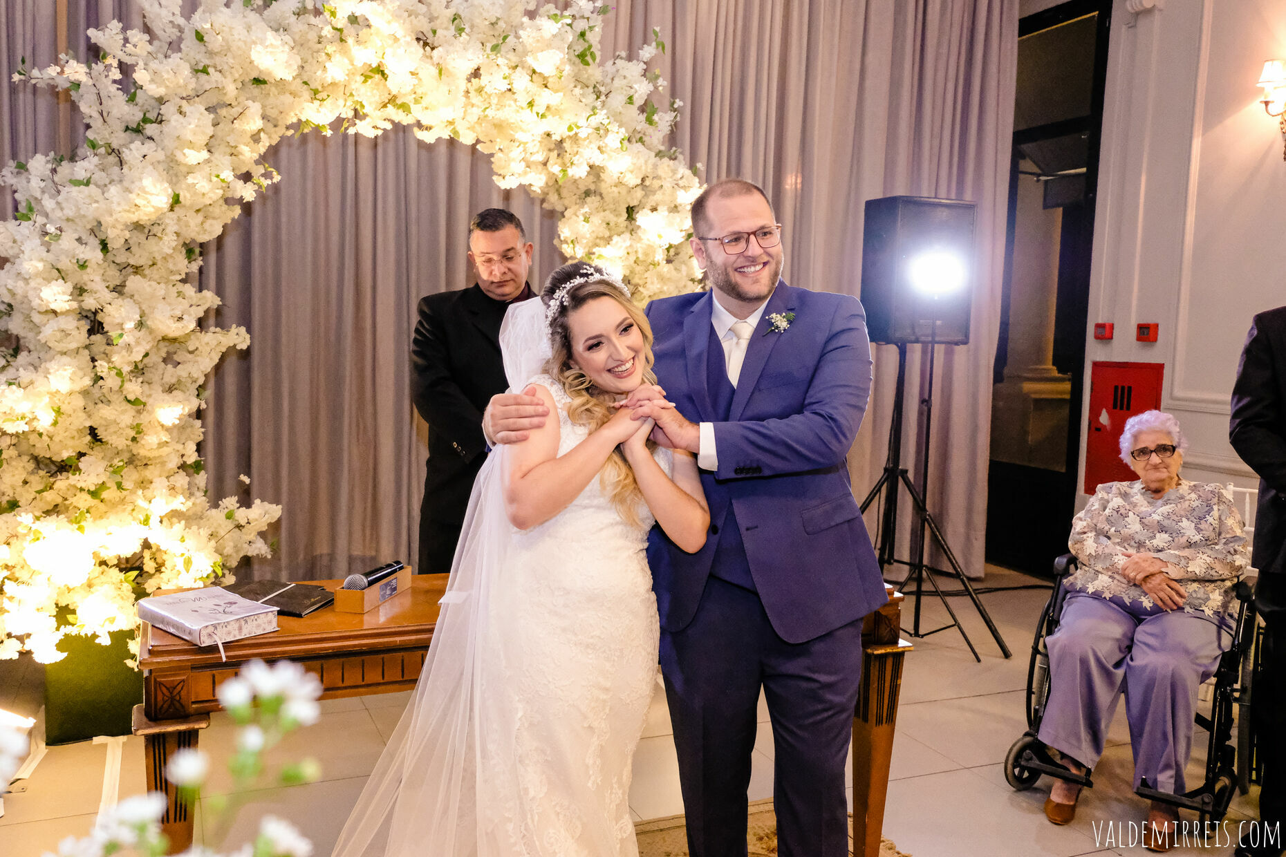Foto Fotografia de Casamento | Felix Petrolli Buffet | São José do Rio Preto SP | Mayara + Guilherme Foto Fotografia de Casamento | Felix Petrolli Buffet | São José do Rio Preto SP | Mayara + Guilherme - Imagem 181