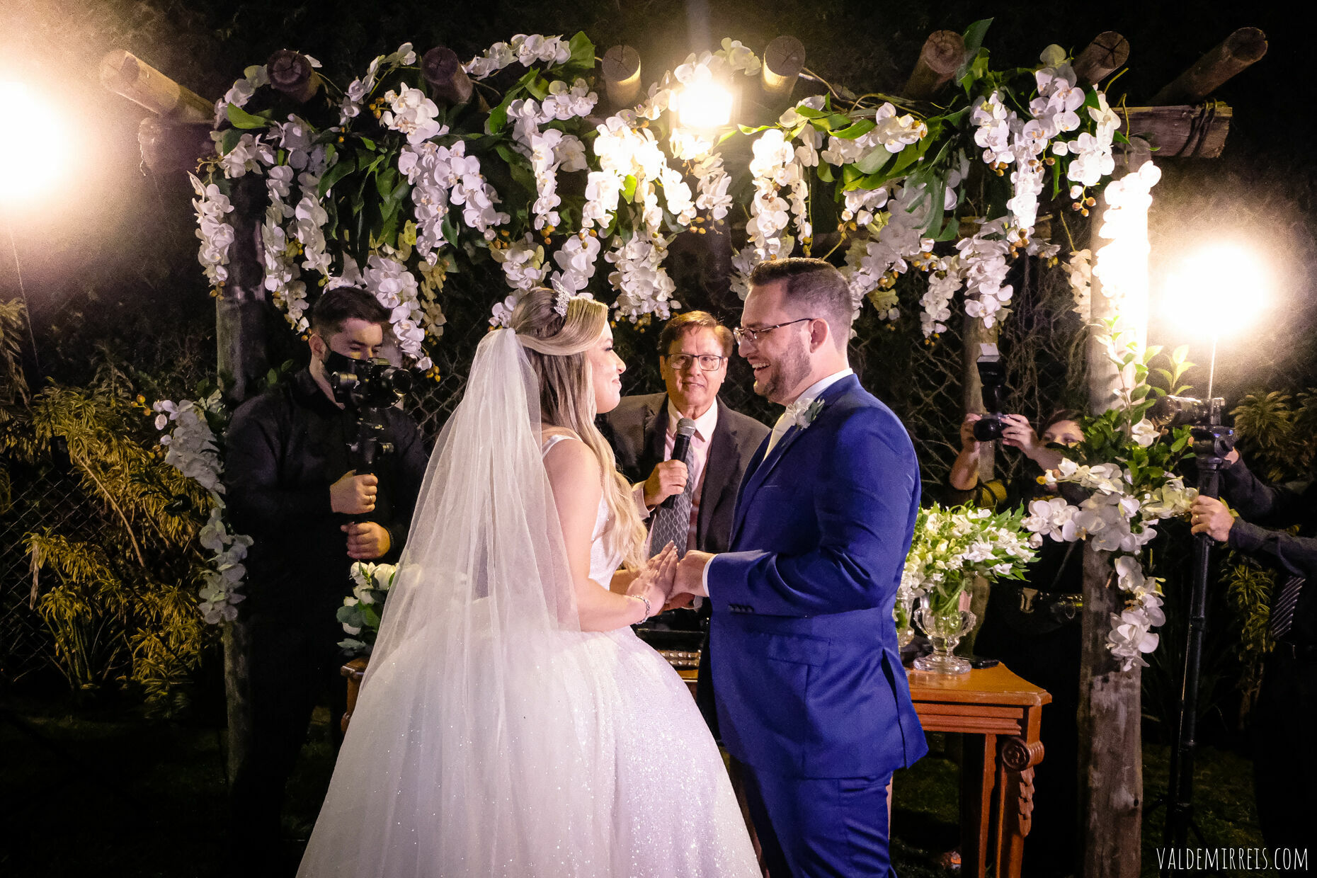 Foto Fotografia de Casamento | Bella Faria Eventos | Cedral SP | Daniela + Vinicius Foto Fotografia de Casamento | Bella Faria Eventos | Cedral SP | Daniela + Vinicius - Imagem 175