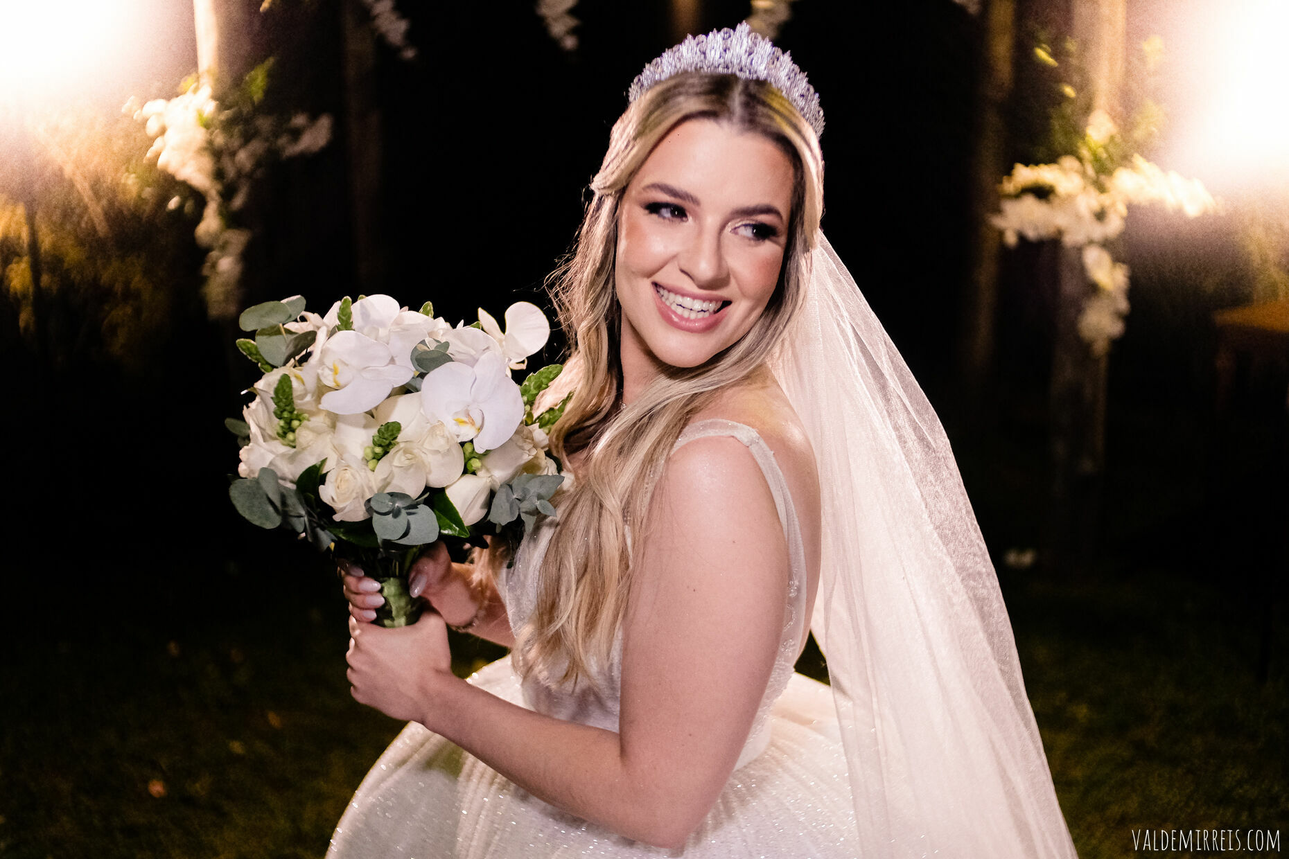 Foto Fotografia de Casamento | Bella Faria Eventos | Cedral SP | Daniela + Vinicius Foto Fotografia de Casamento | Bella Faria Eventos | Cedral SP | Daniela + Vinicius - Imagem 217