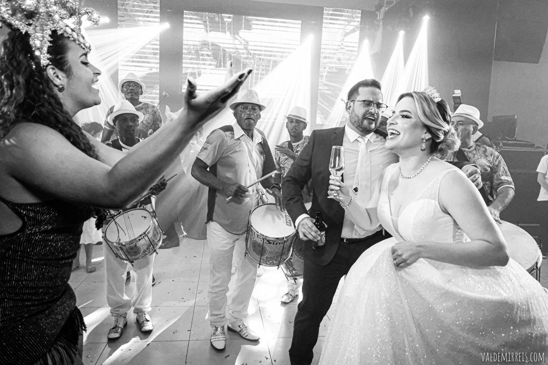 Foto Fotografia de Casamento | Bella Faria Eventos | Cedral SP | Daniela + Vinicius Foto Fotografia de Casamento | Bella Faria Eventos | Cedral SP | Daniela + Vinicius - Imagem 367