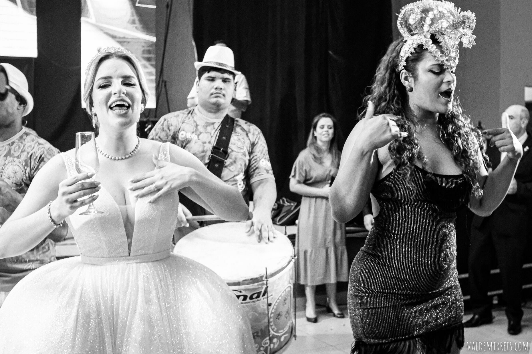 Foto Fotografia de Casamento | Bella Faria Eventos | Cedral SP | Daniela + Vinicius Foto Fotografia de Casamento | Bella Faria Eventos | Cedral SP | Daniela + Vinicius - Imagem 393
