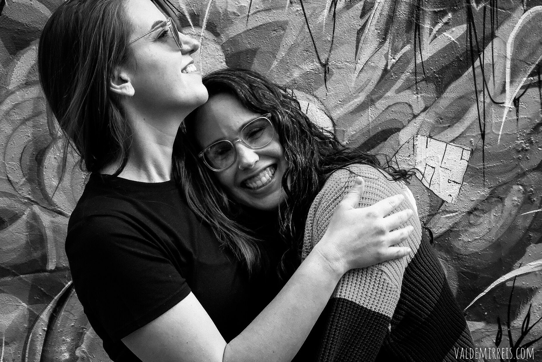 Foto Ensaio de Casal | Av Paulista SP | Beco do Batman | Rua Augusta | São Paulo SP | Megan + Leticia Foto Ensaio de Casal | Av Paulista SP | Beco do Batman | Rua Augusta | São Paulo SP | Megan + Leticia - Imagem 8
