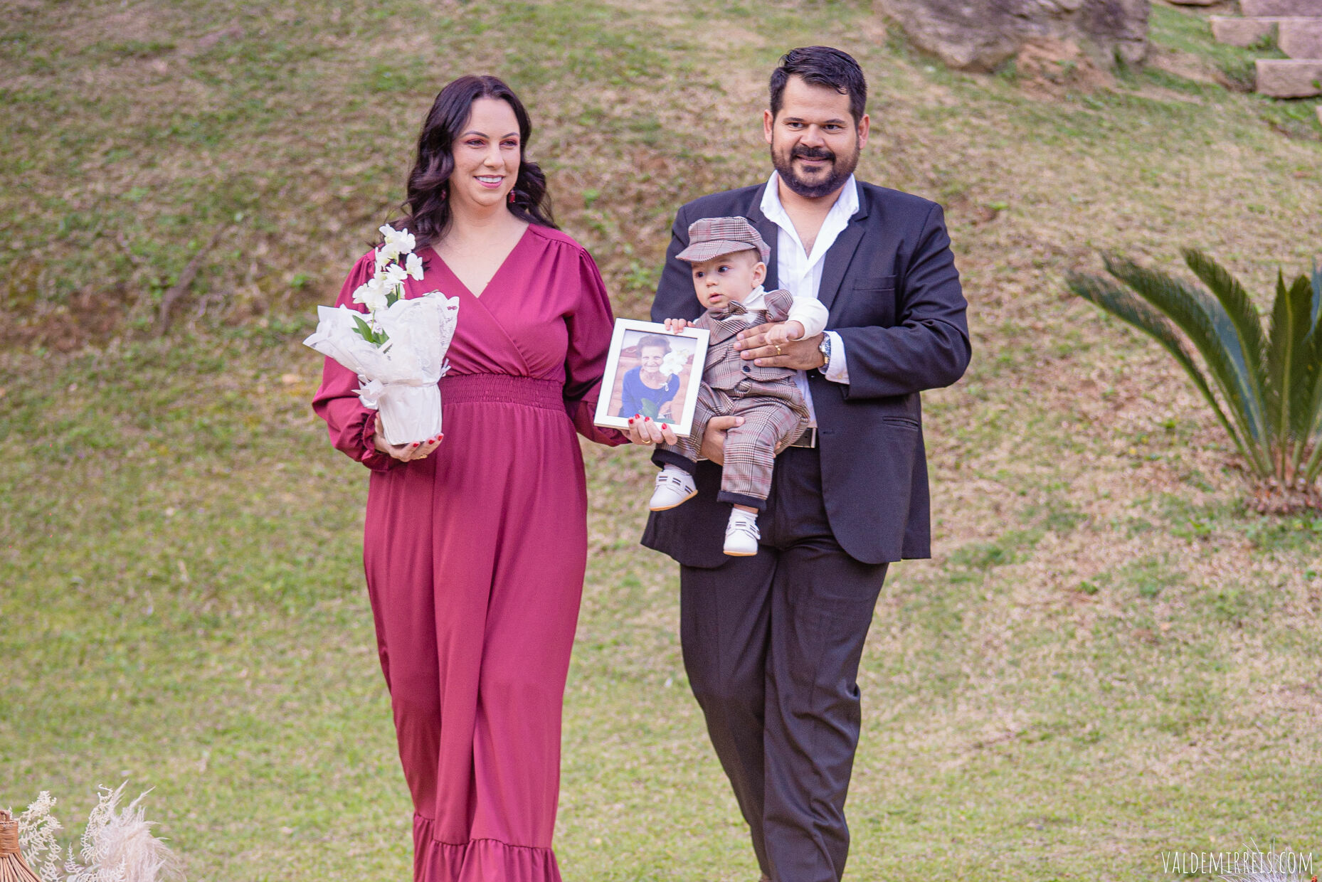 Foto BIG GAY BONANZA | Fotografia de Casamento | Espaço Flor de Liz | Mairiporã SP | Megan + Leticia Foto BIG GAY BONANZA | Fotografia de Casamento | Espaço Flor de Liz | Mairiporã SP | Megan + Leticia - Imagem 360