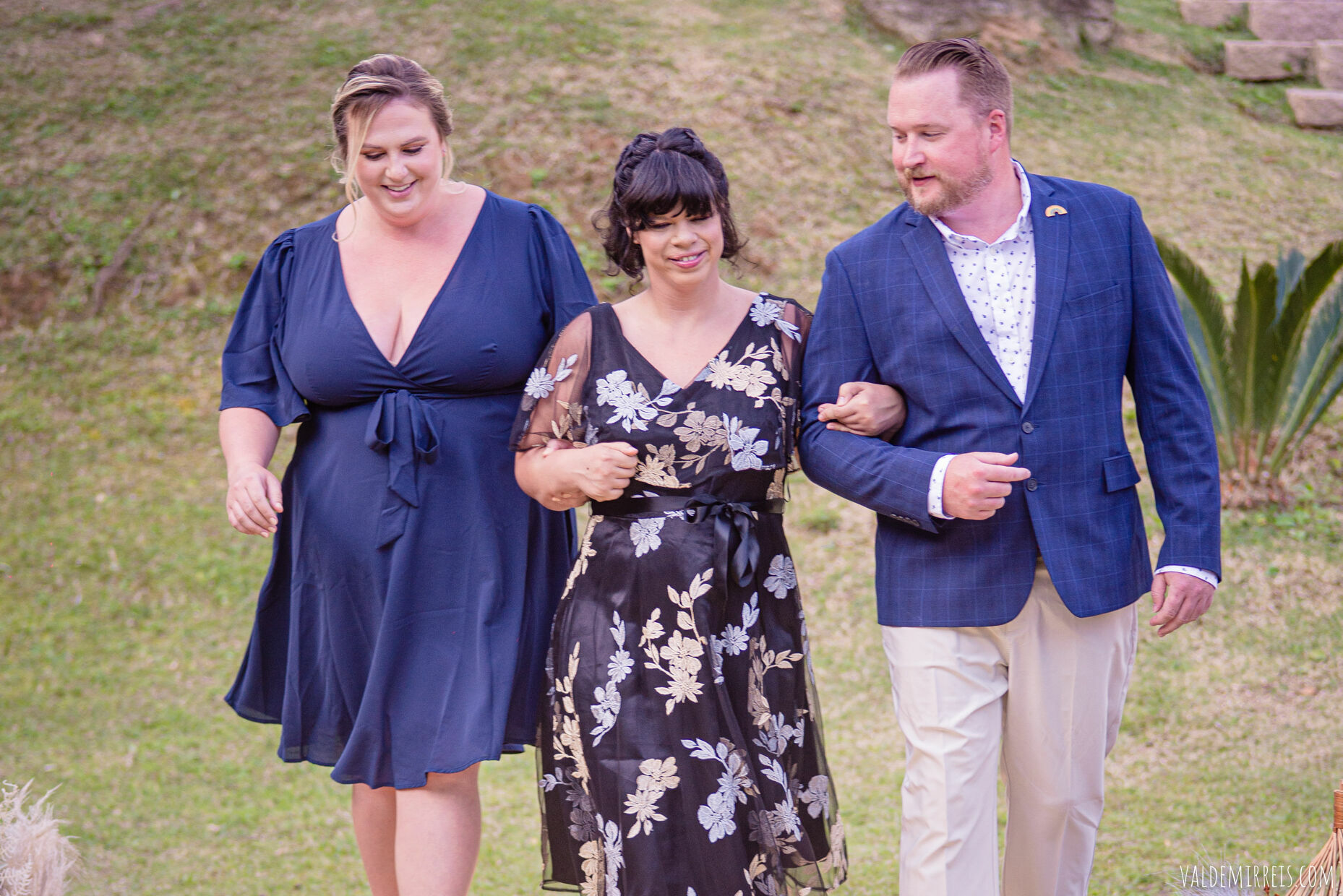 Foto BIG GAY BONANZA | Fotografia de Casamento | Espaço Flor de Liz | Mairiporã SP | Megan + Leticia Foto BIG GAY BONANZA | Fotografia de Casamento | Espaço Flor de Liz | Mairiporã SP | Megan + Leticia - Imagem 365
