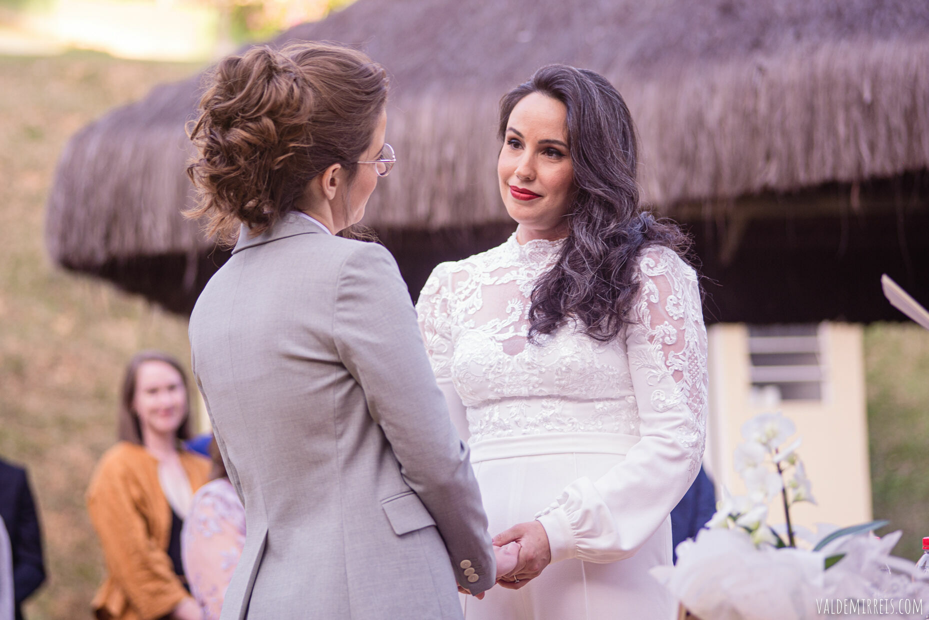 Foto BIG GAY BONANZA | Fotografia de Casamento | Espaço Flor de Liz | Mairiporã SP | Megan + Leticia Foto BIG GAY BONANZA | Fotografia de Casamento | Espaço Flor de Liz | Mairiporã SP | Megan + Leticia - Imagem 370