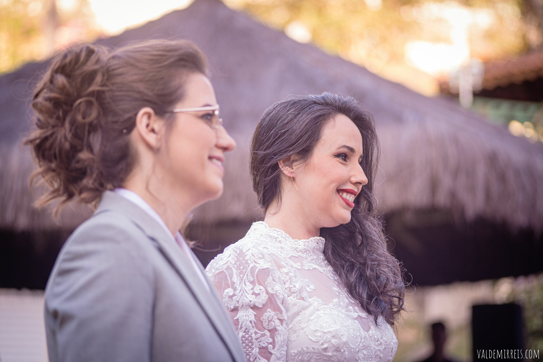 Foto BIG GAY BONANZA | Fotografia de Casamento | Espaço Flor de Liz | Mairiporã SP | Megan + Leticia Foto BIG GAY BONANZA | Fotografia de Casamento | Espaço Flor de Liz | Mairiporã SP | Megan + Leticia - Imagem 376