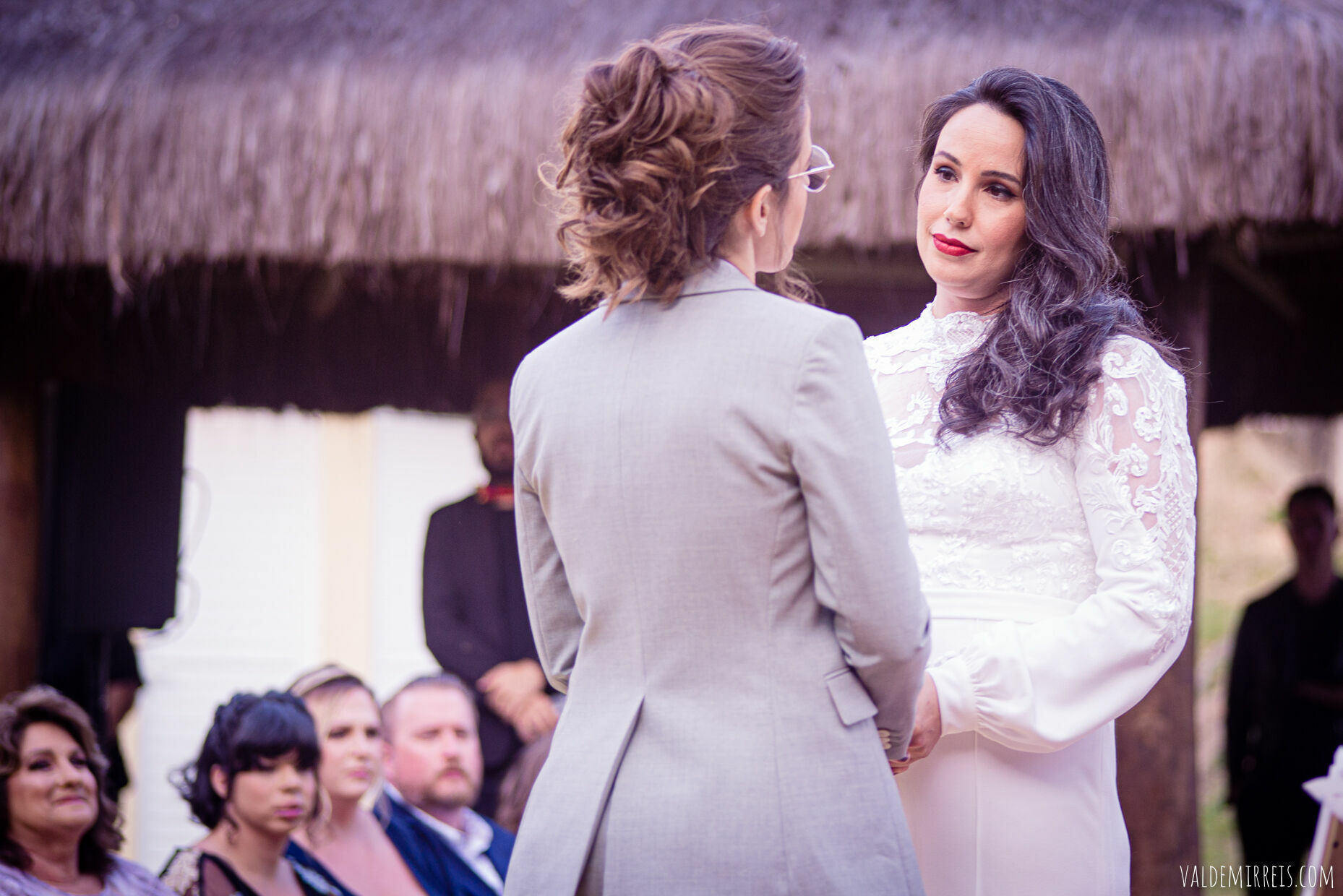 Foto BIG GAY BONANZA | Fotografia de Casamento | Espaço Flor de Liz | Mairiporã SP | Megan + Leticia Foto BIG GAY BONANZA | Fotografia de Casamento | Espaço Flor de Liz | Mairiporã SP | Megan + Leticia - Imagem 406